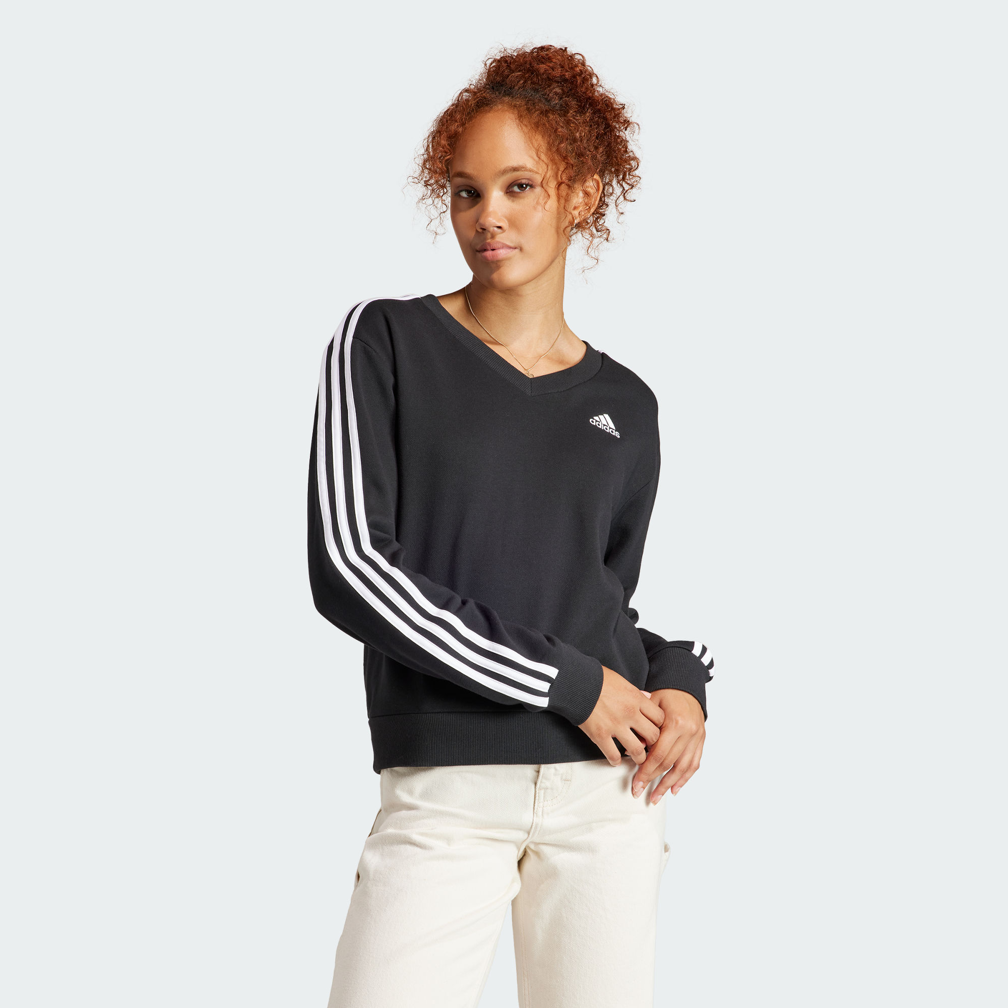 Женский свитшот adidas ESSENTIALS V-NECK SWEATSHIRT черный