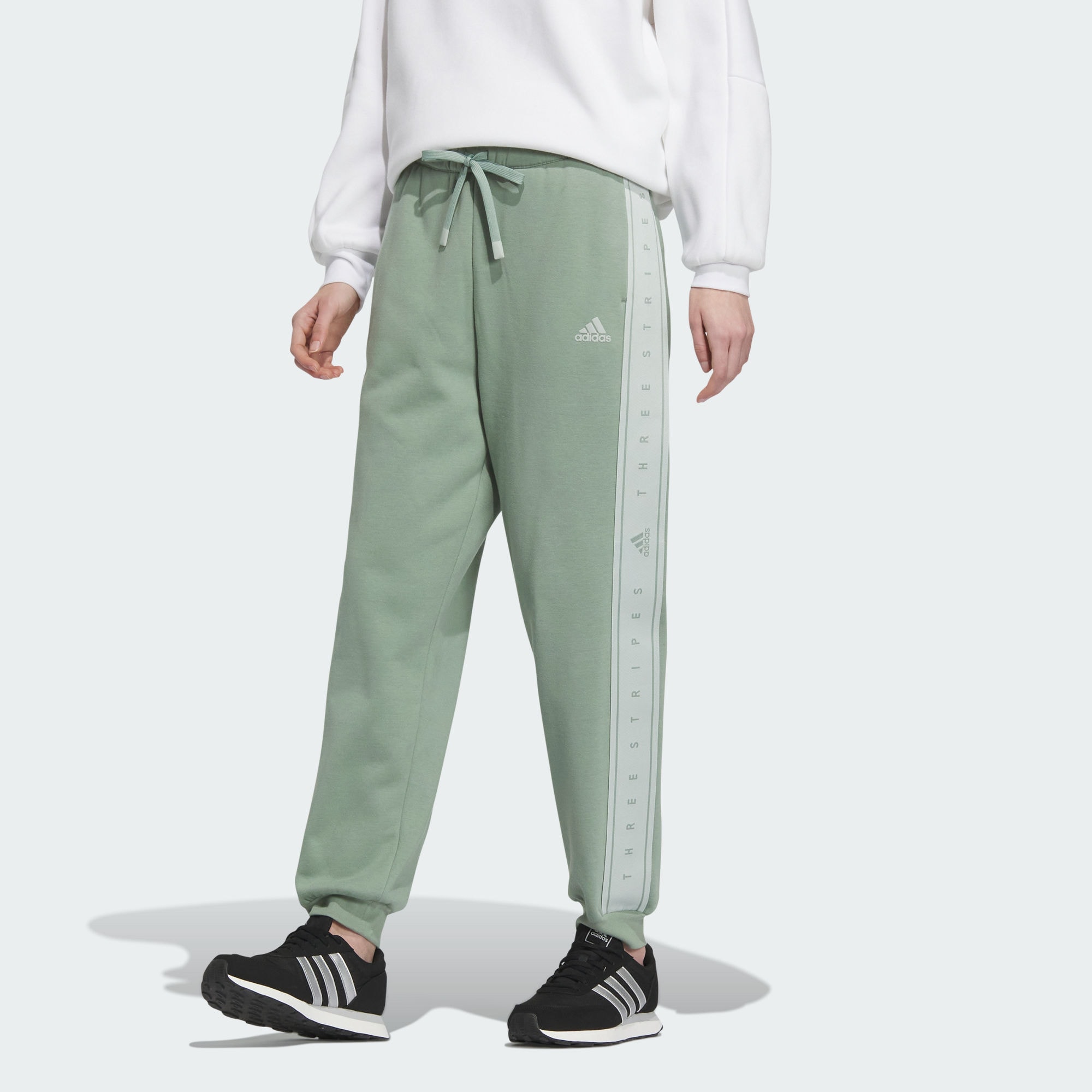 Женские брюки adidas WORDING LOOSE FIT FLEECE PANTS IK9884