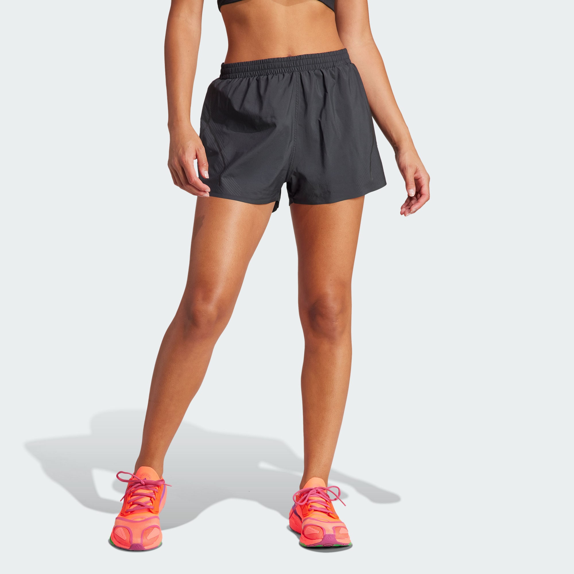 Женские шорты adidas TRUEPACE RUNNING SHORTS черные