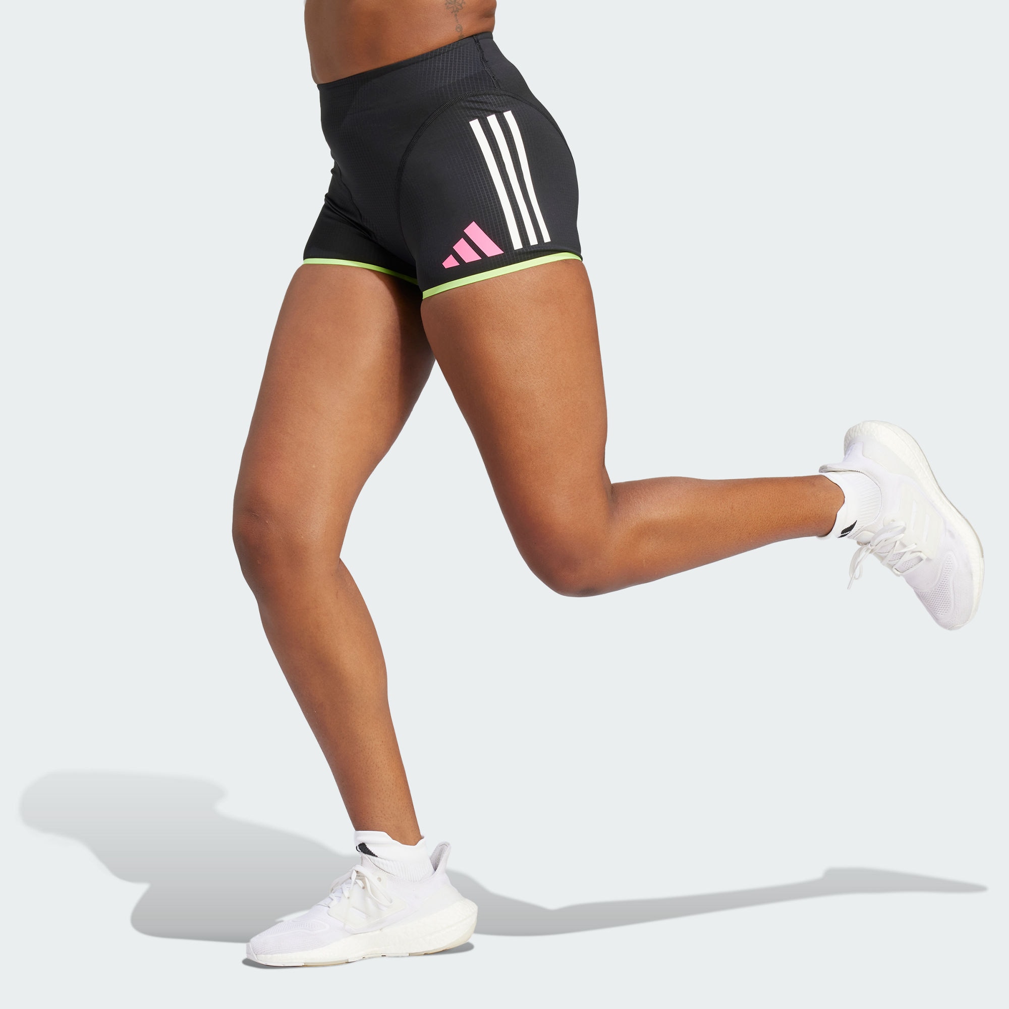 Женские шорты adidas ADIZERO RUNNING BOOTY SHORTS черные