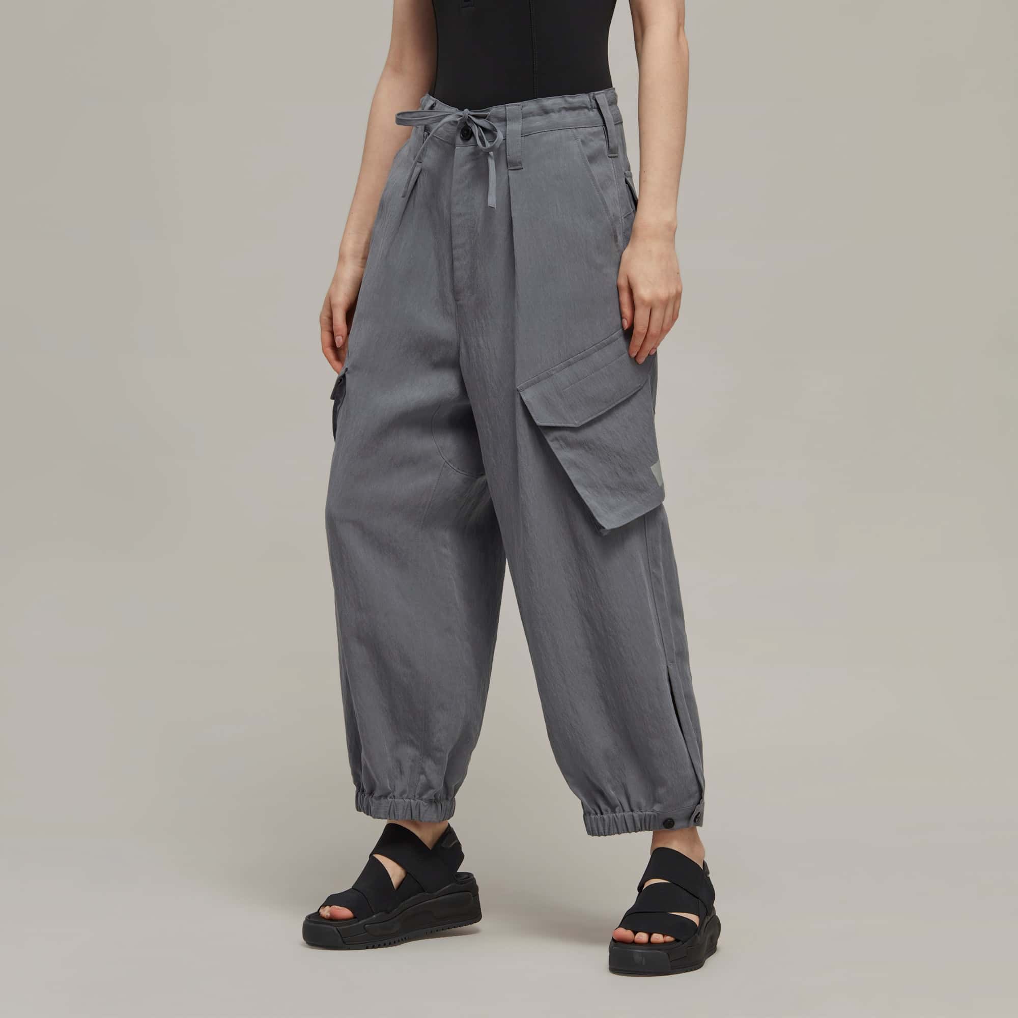 Женские брюки adidas CRINKLE TWILL CARGO PANTS