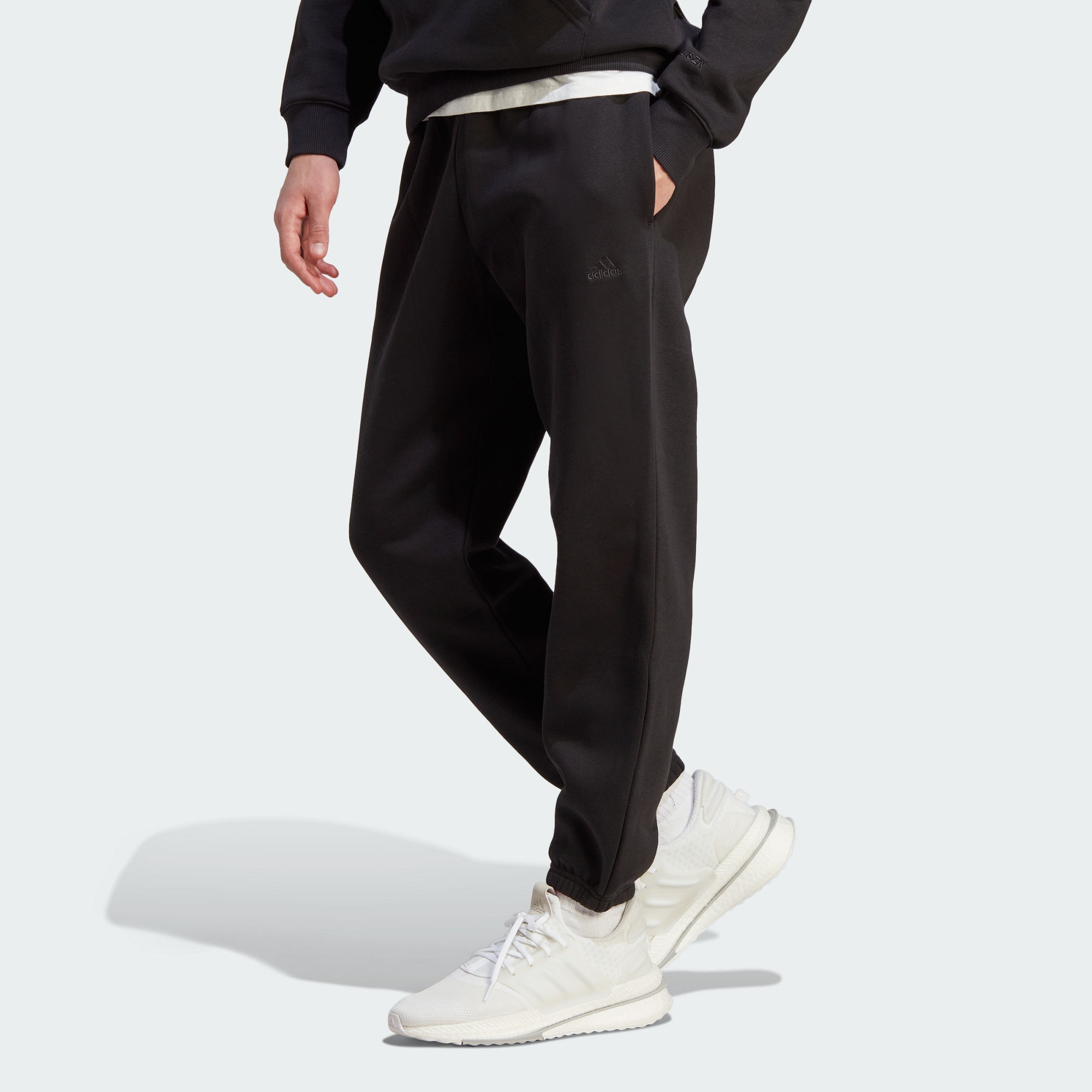 Мужские брюки adidas ALL SZN FLEECE PANTS черные