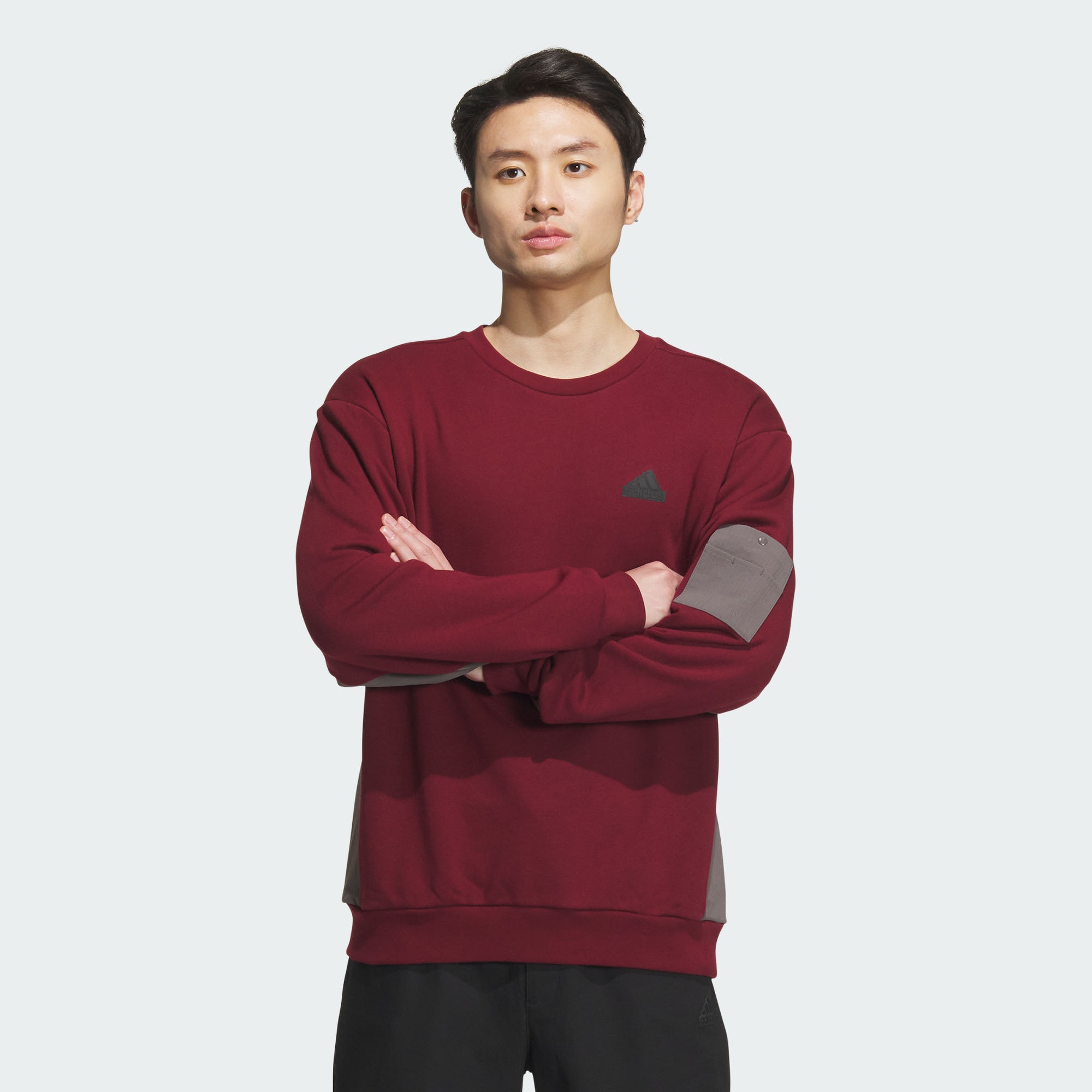 Мужской свитшот adidas CITY ESCAPE BLOCKING SWEATSHIRT бордовый