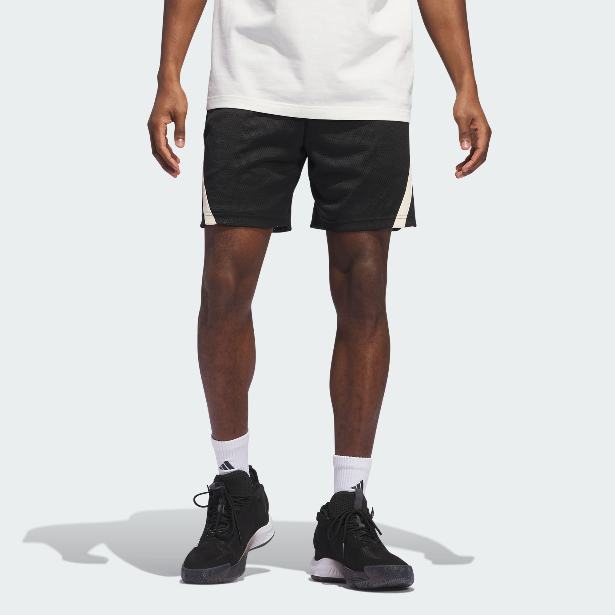 Мужские шорты adidas SELECT WORLD WIDE HOOPS SHORTS IU2436