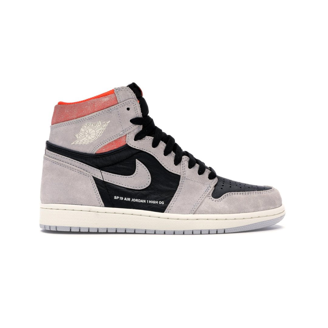 Кроссовки Nike Air Jordan 1 Retro High Neutral Grey Hyper Crimson