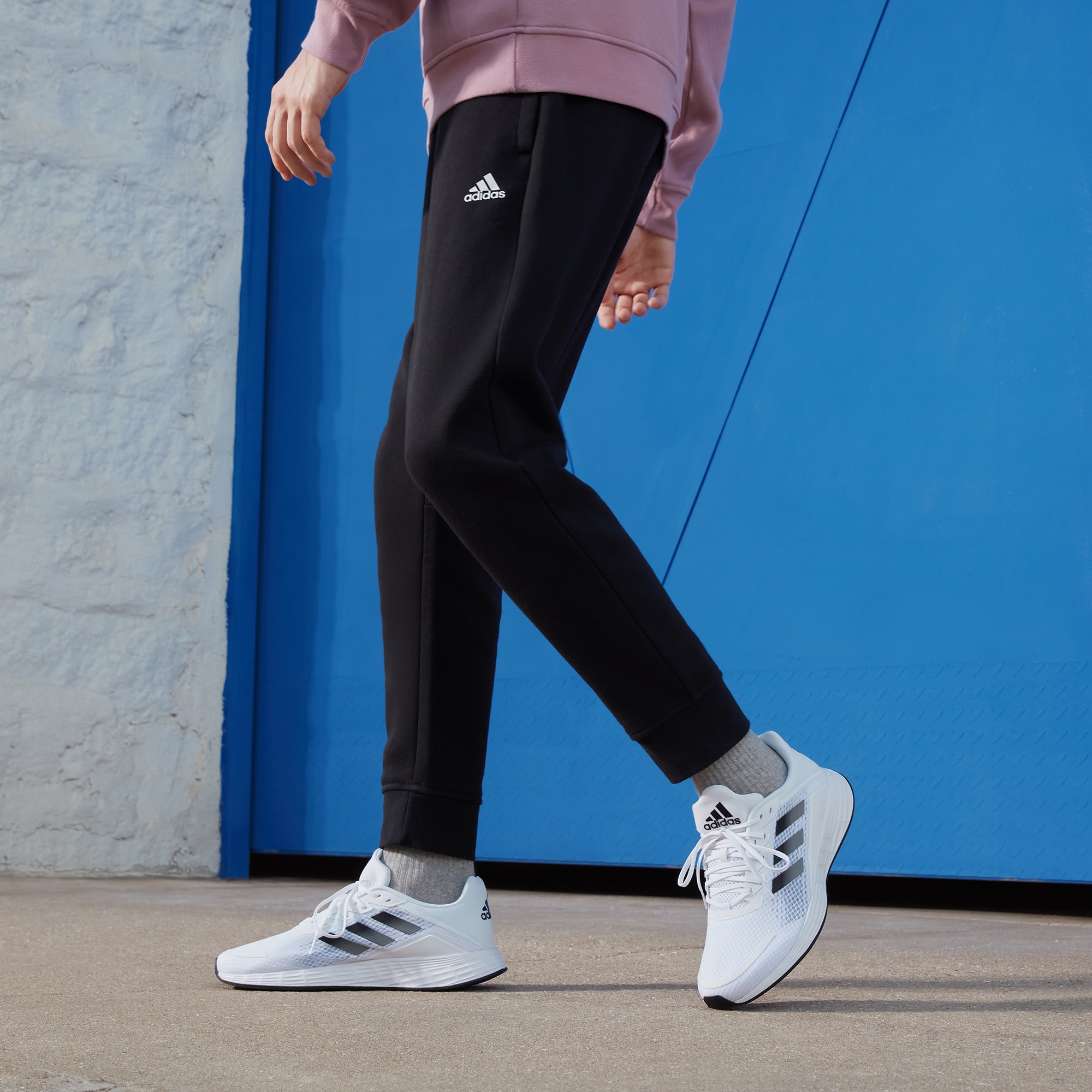 Брюки adidas LABEL PANTS черно-белые