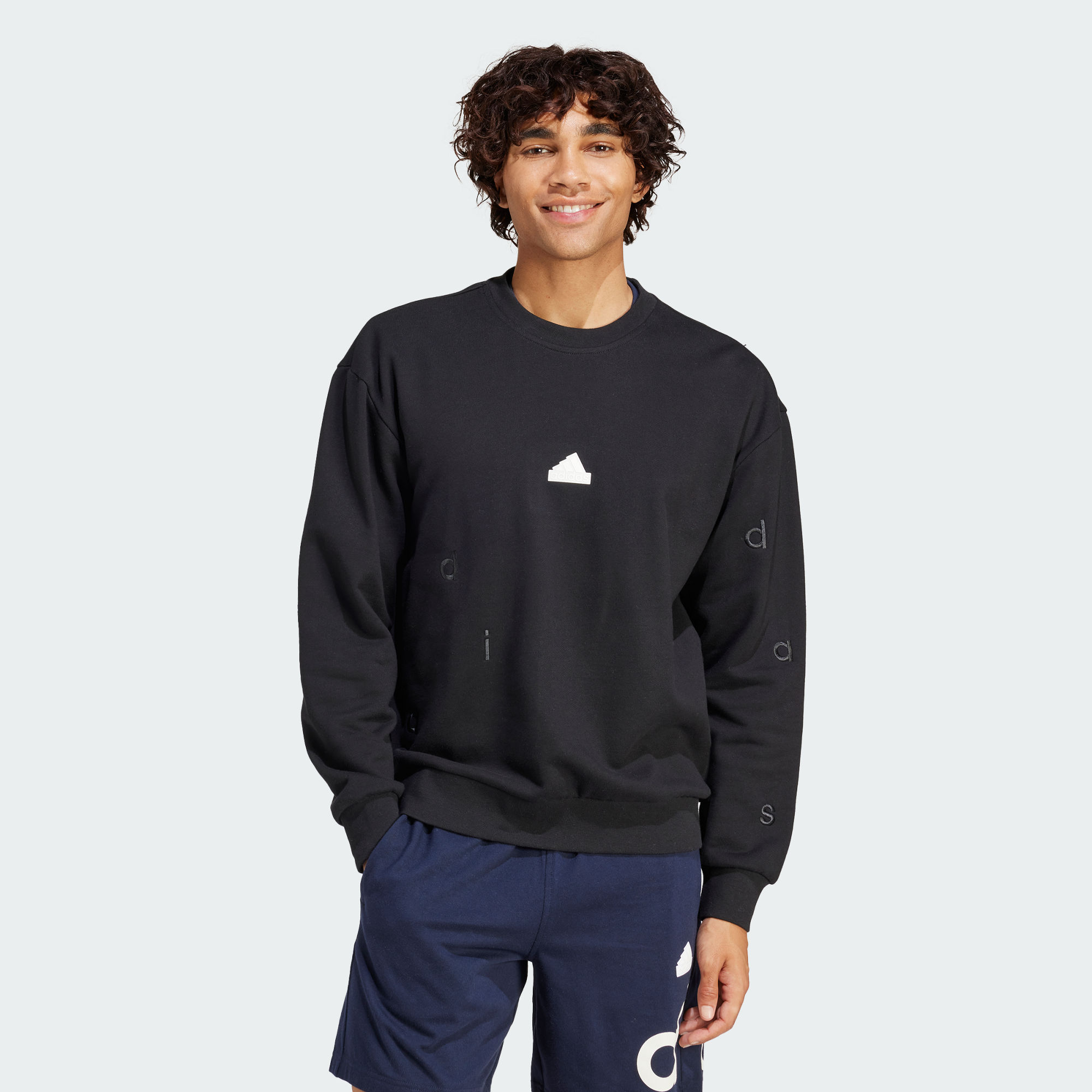 Мужской свитшот adidas EMBROIDERED SWEATSHIRT черный