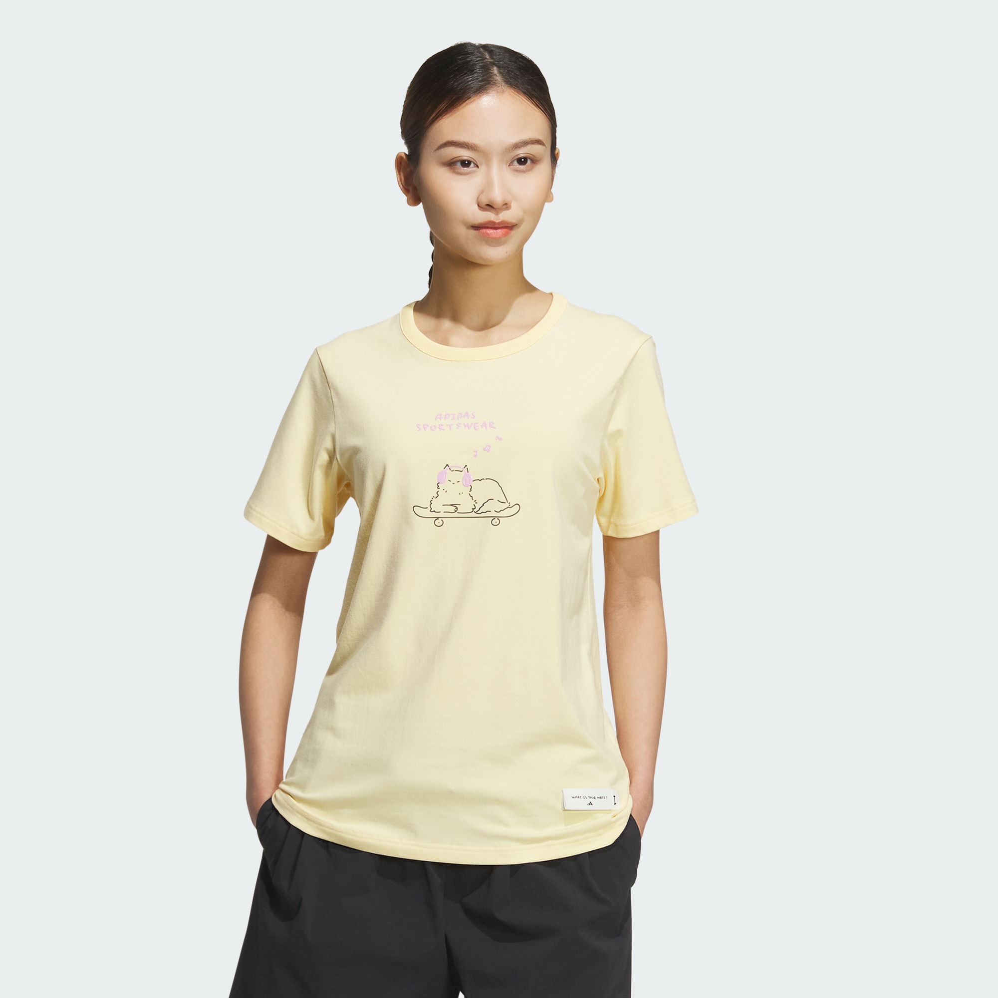 Женская футболка adidas GRAPHIC T-SHIRT MBTI JN6662