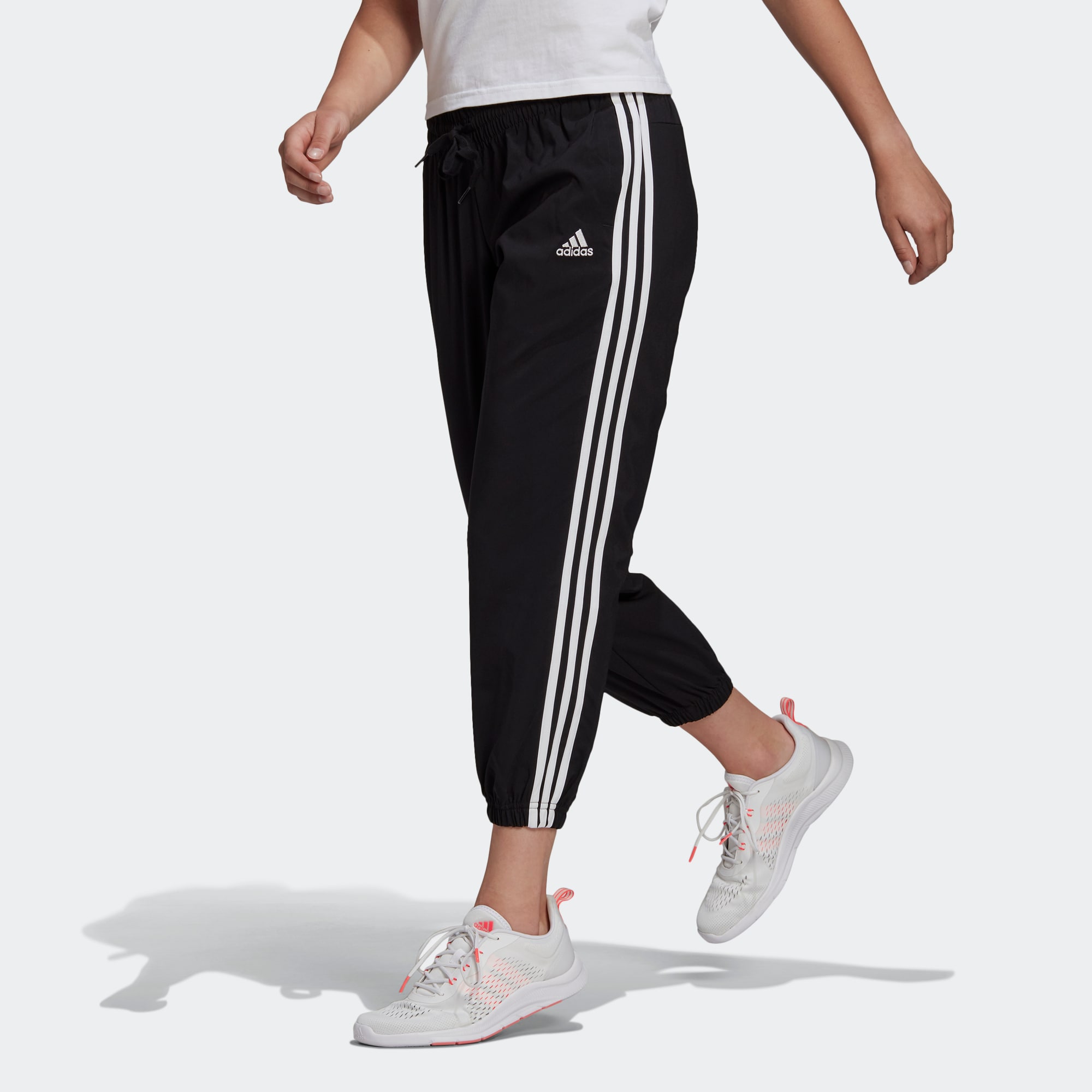 Женские брюки adidas ESSENTIALS WOVEN 7/8 PANTS