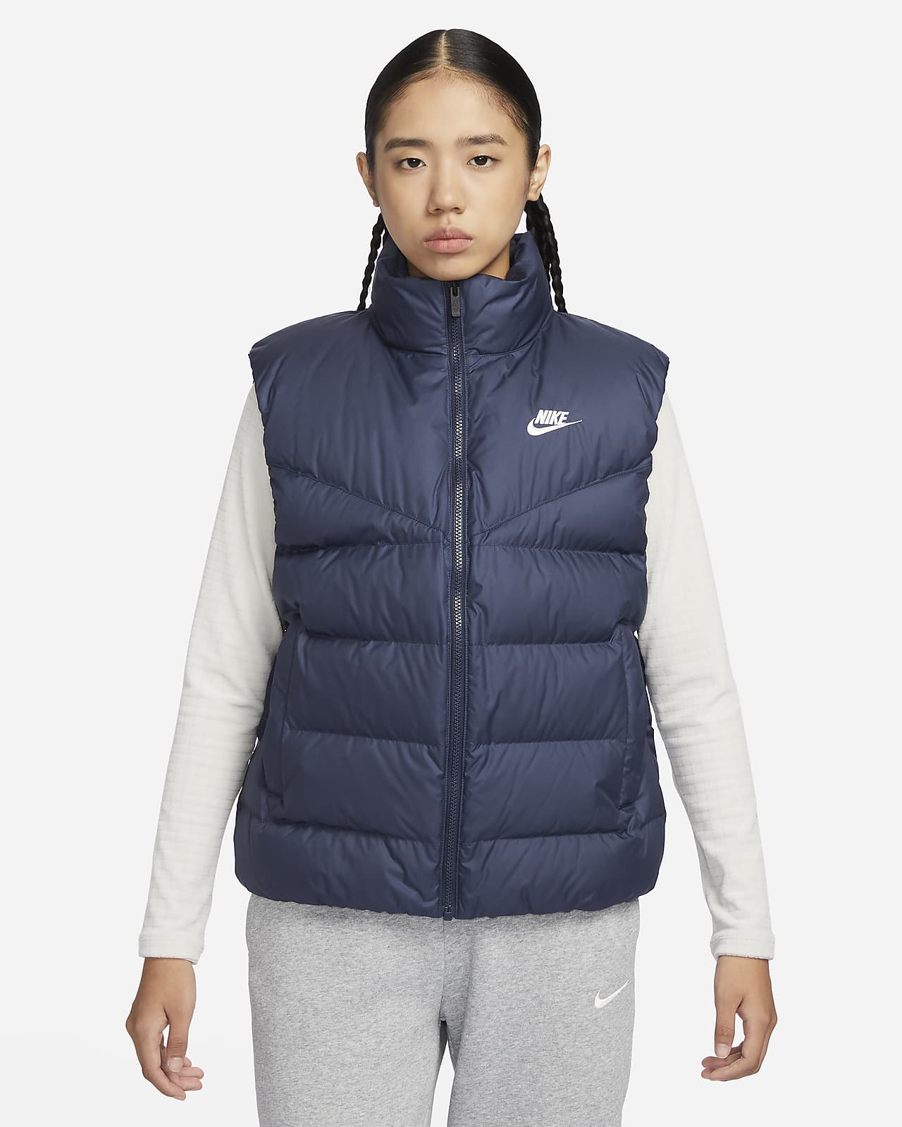 Женская спортивная одежда Nike Sportswear Therma-FIT Windrunner черная