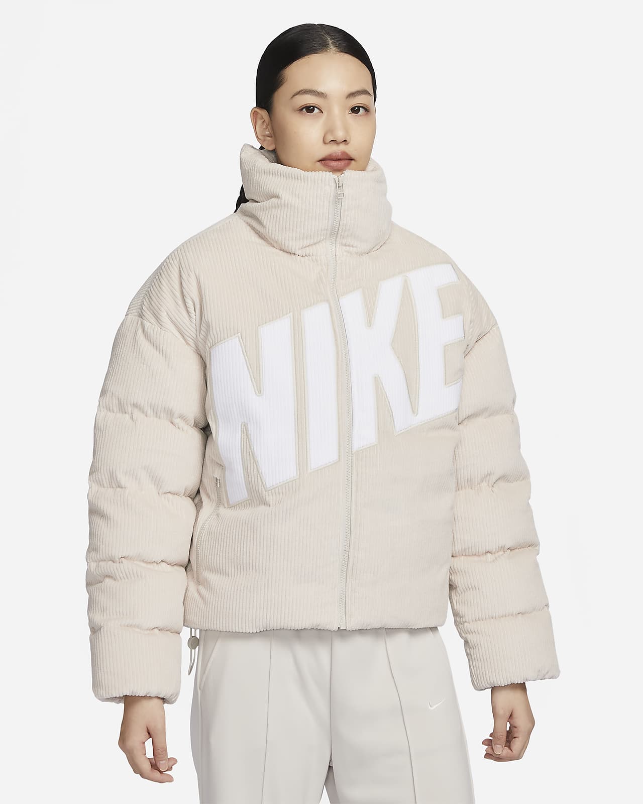 Женская куртка Nike Sportswear Essential белая