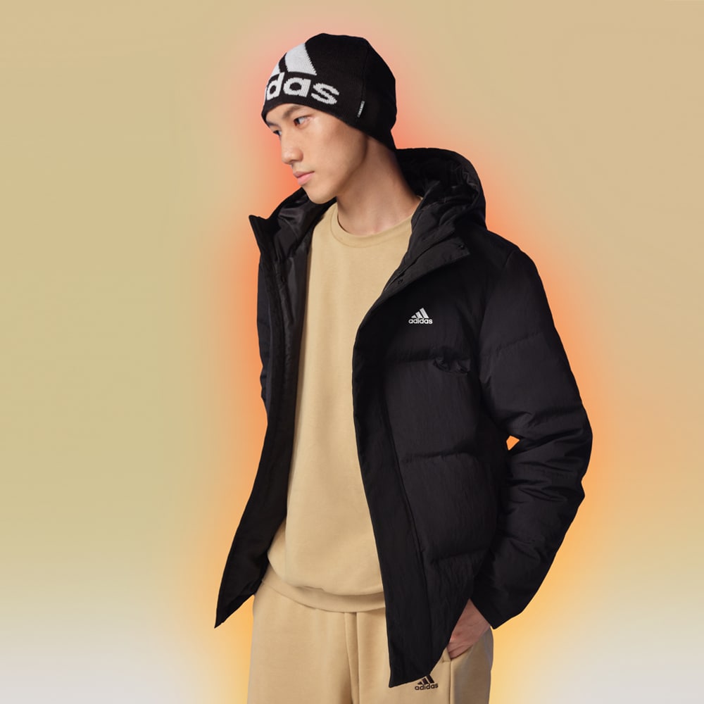 Мужская куртка adidas REGULAR DAILY DOWN JACKET черная