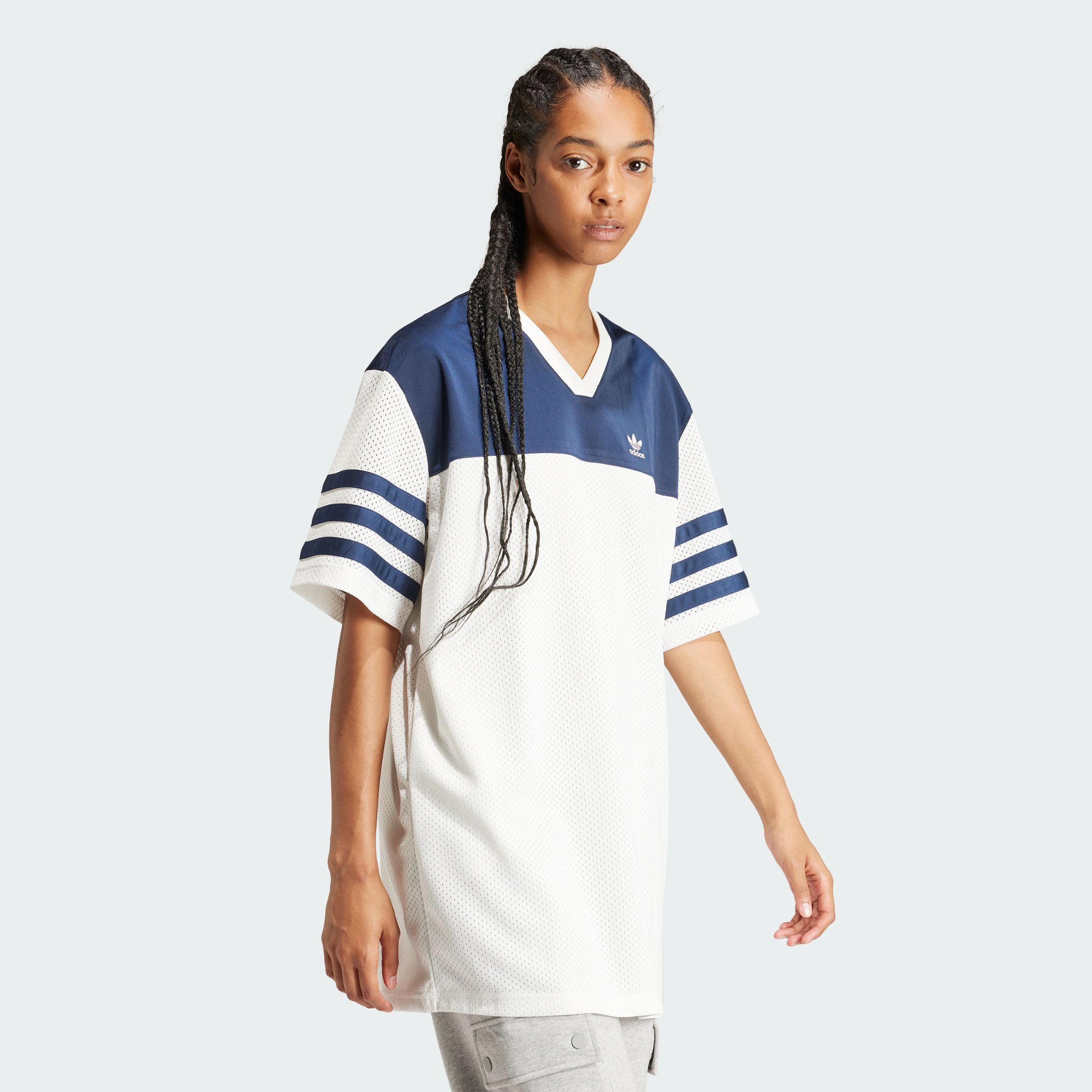 Женское платье  adidas BASKETBALL SHIRT DRESS IS2348