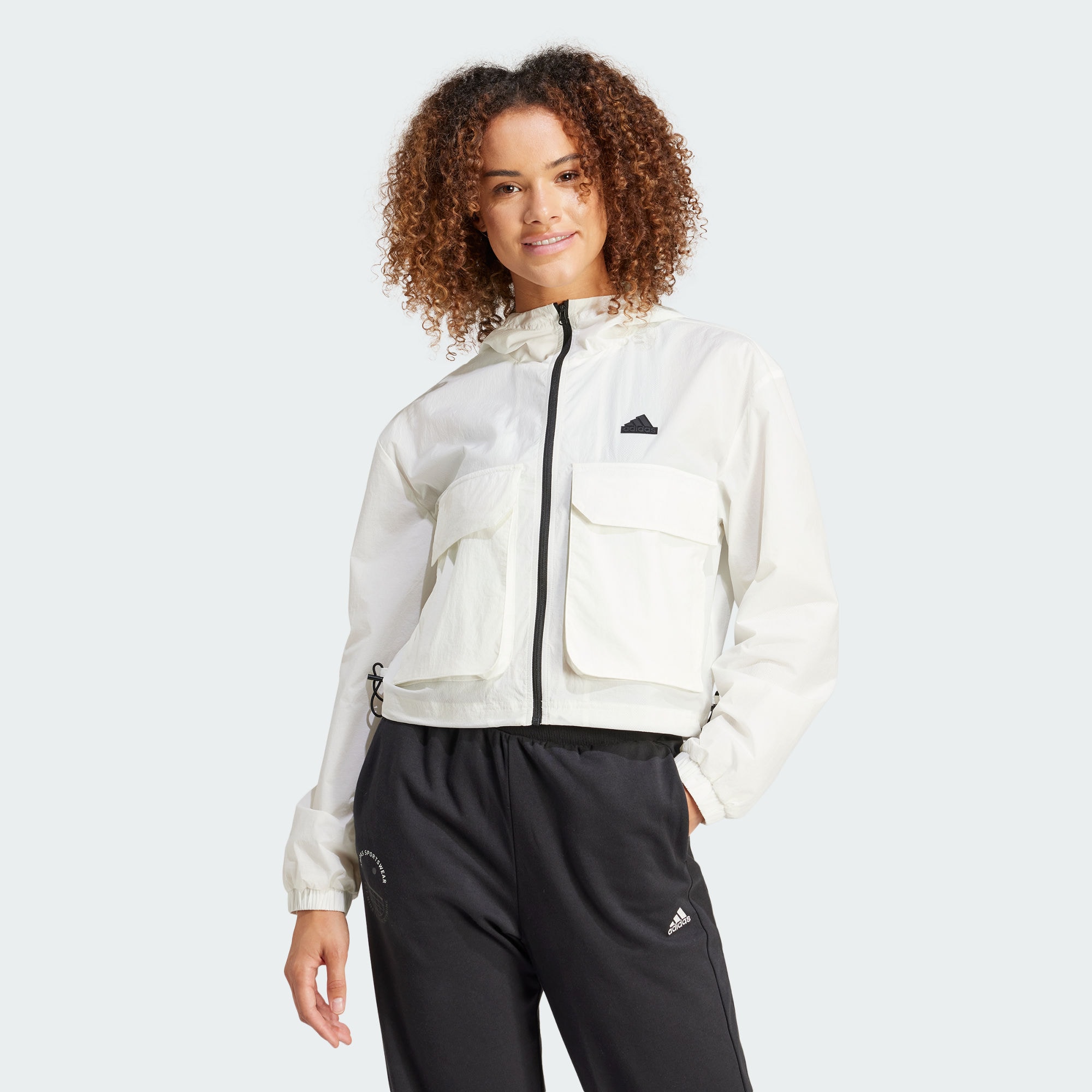 Женская куртка adidas CITY ESCAPE LIGHTWEIGHT WINDBREAKER белая