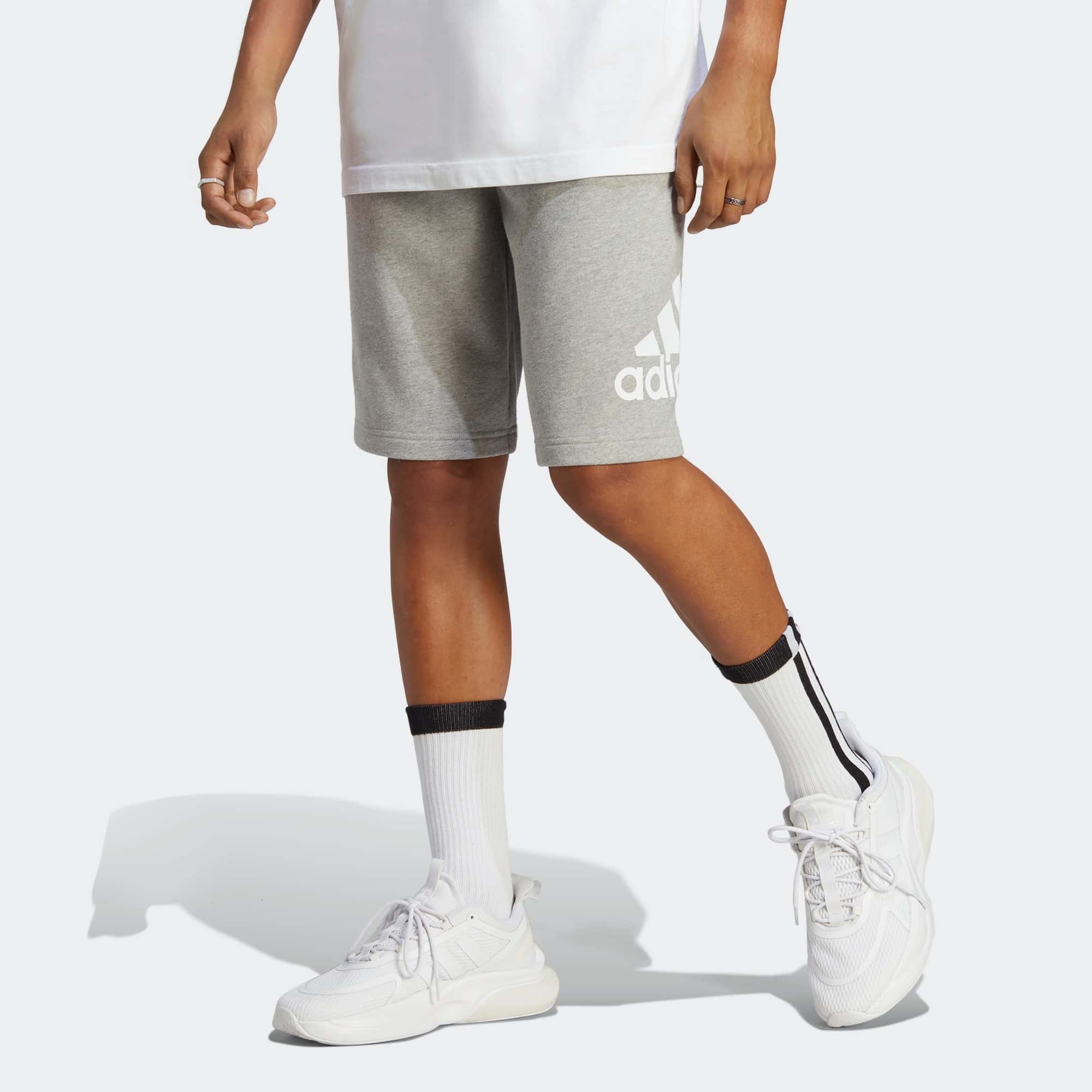 Мужские шорты adidas ESSENTIALS BIG LOGO SHORTS