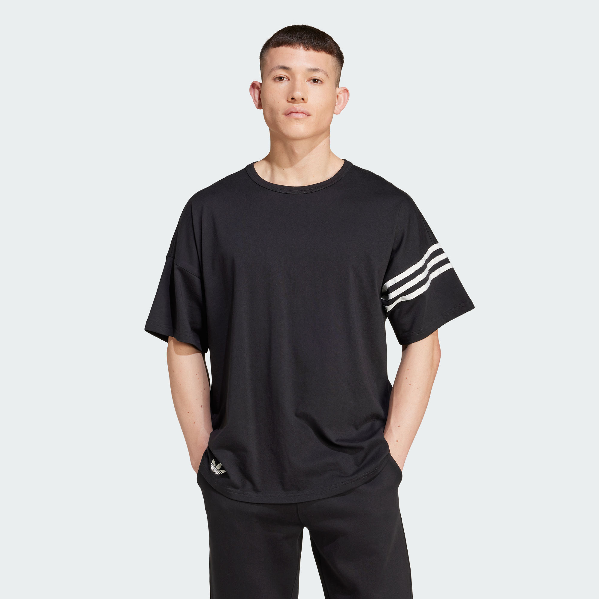 Мужская футболка adidas NEUCLASSICS T-SHIRT