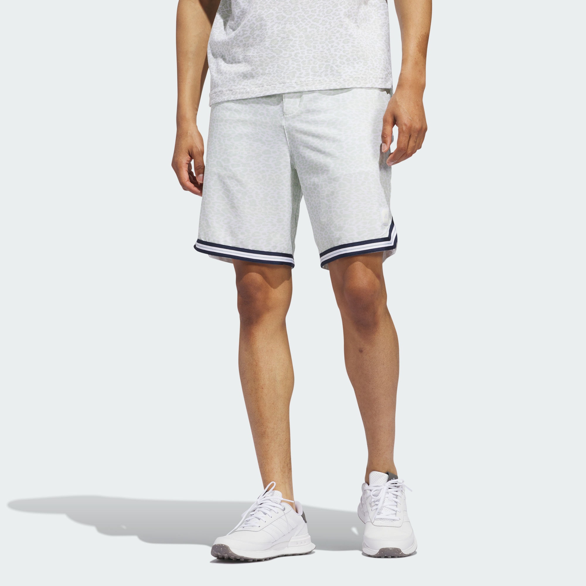 Мужские шорты adidas ADICROSS DELIVERY PRINTED SHORTS белые