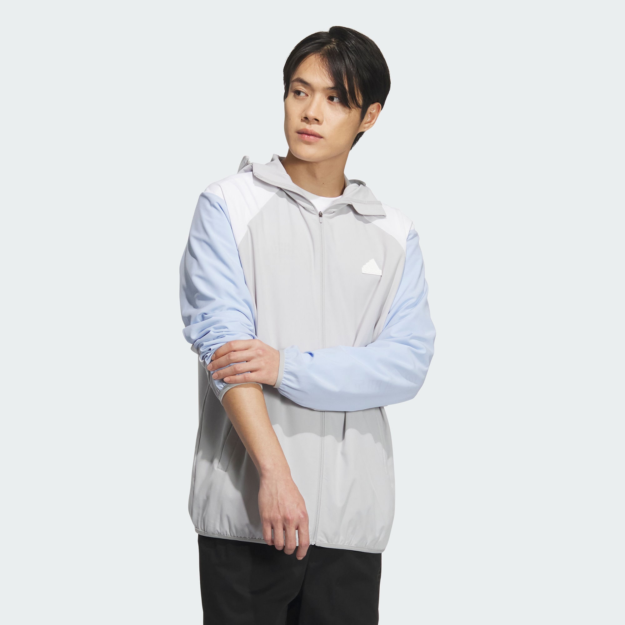 Куртка adidas WOVEN UPF COLORBLOCKED JACKET серая