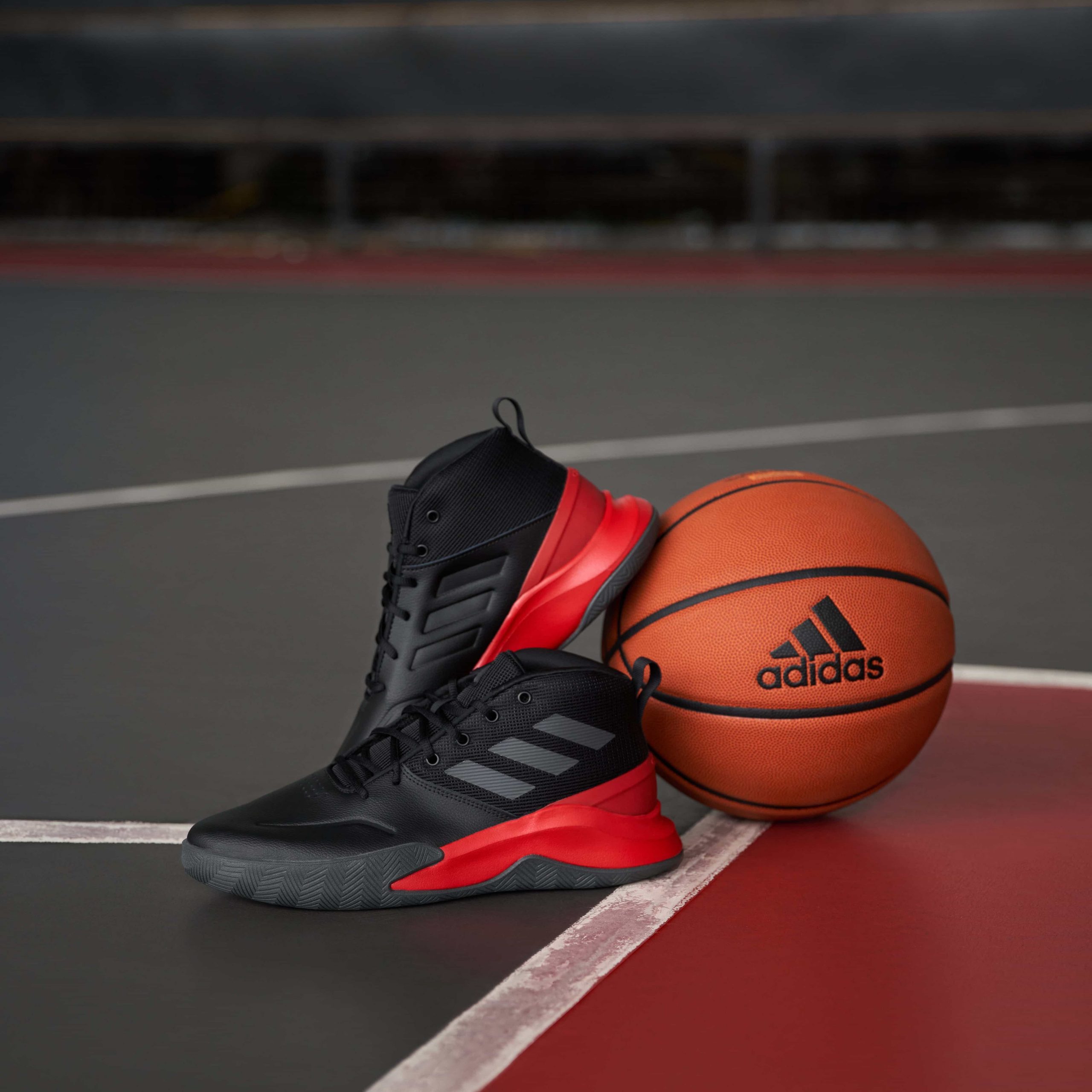 Мужские кроссовки adidas OWN THE GAME SHOES EG0951