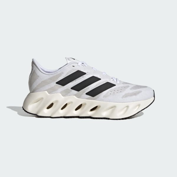 Мужские кроссовки adidas Switch FWD Running Shoes белые