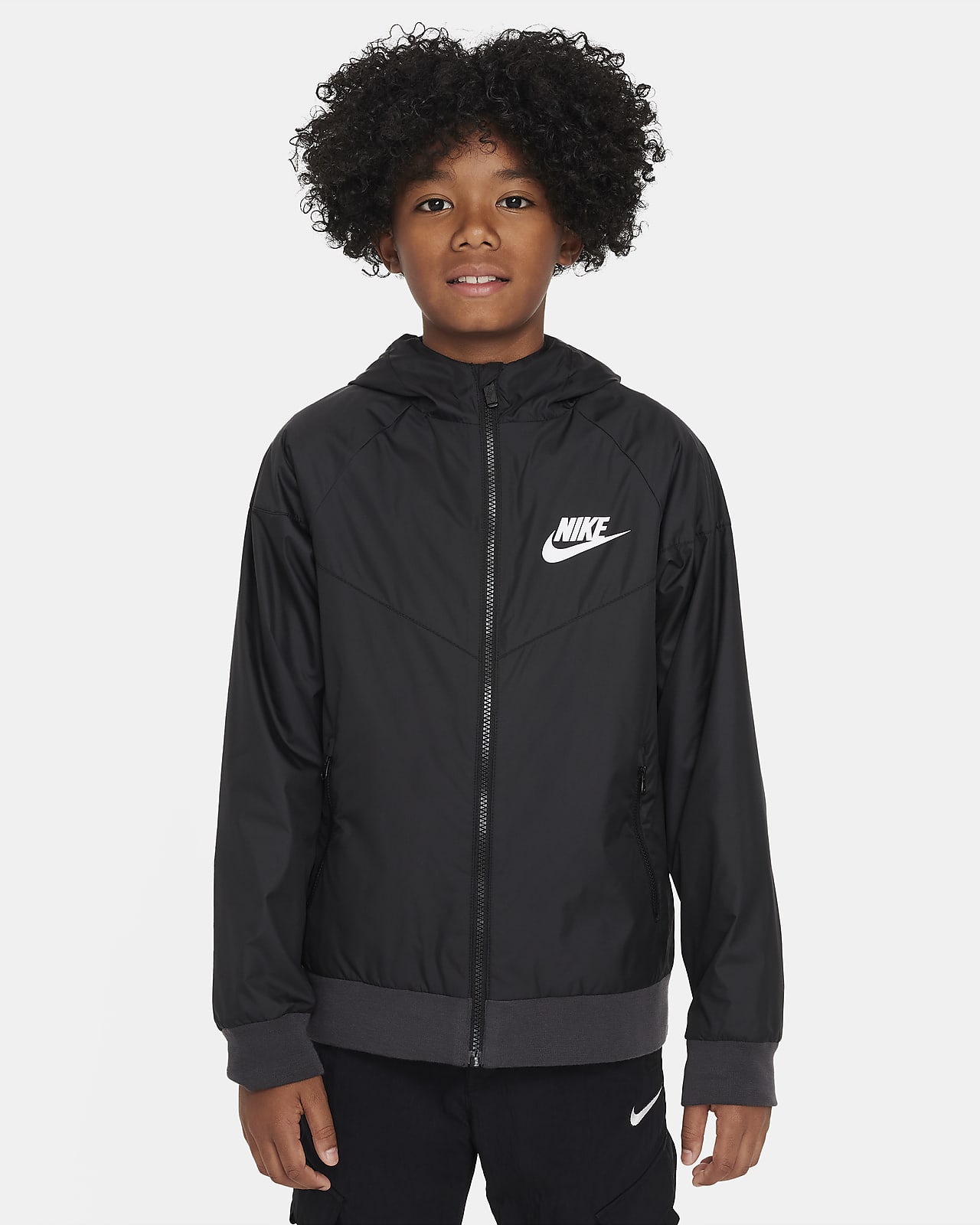 Детская куртка Nike Sportswear Windrunner черная