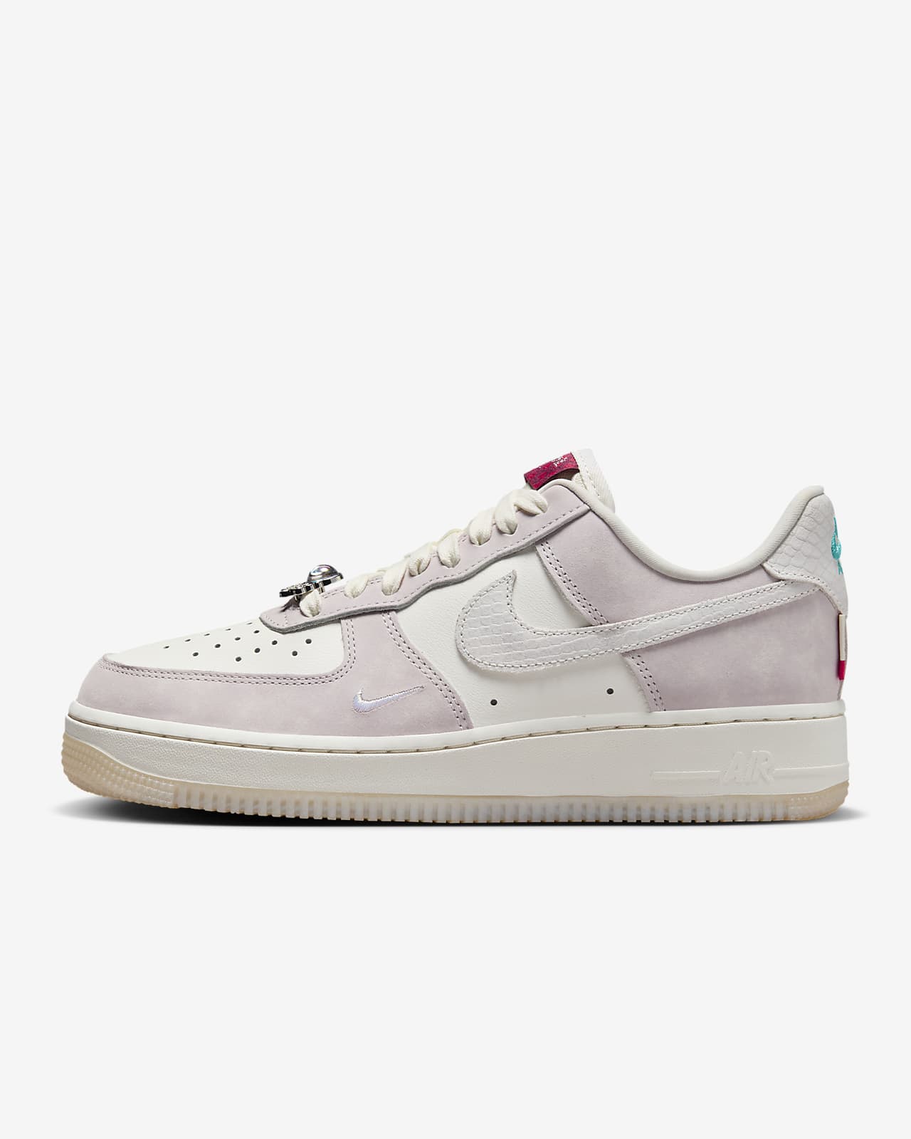 Женские кроссовки Nike Air Force 1 &#8217;07 LX серые