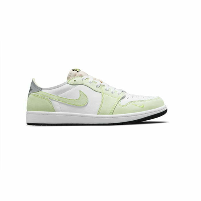 Кроссовки Nike Air Jordan 1 Retro Low White Ghost Green Black