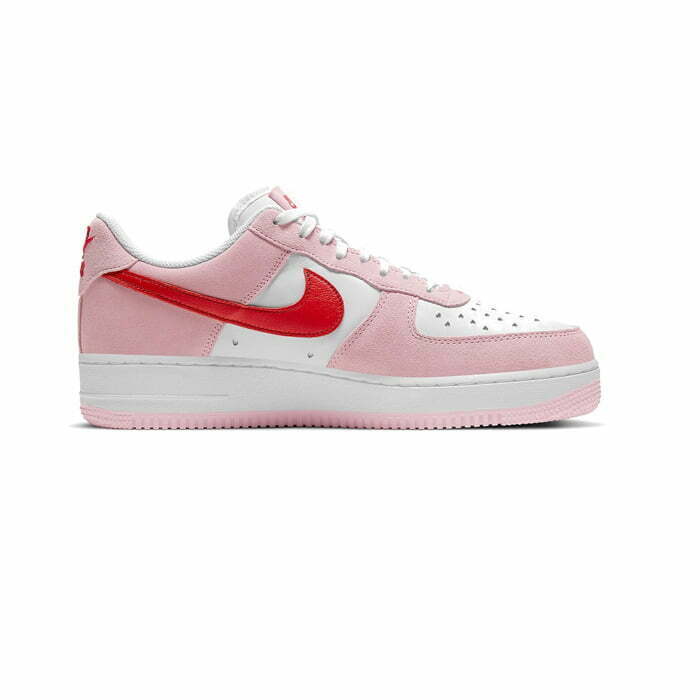 Кроссовки Nike Air Force 1 07 QS Valentine's Day Love Letter