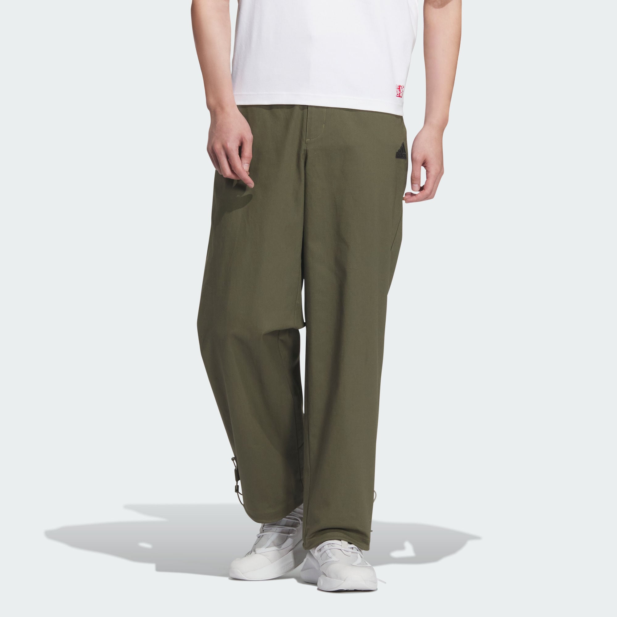 Мужские брюки adidas CITY ESCAPE WOVEN PANTS JE8573