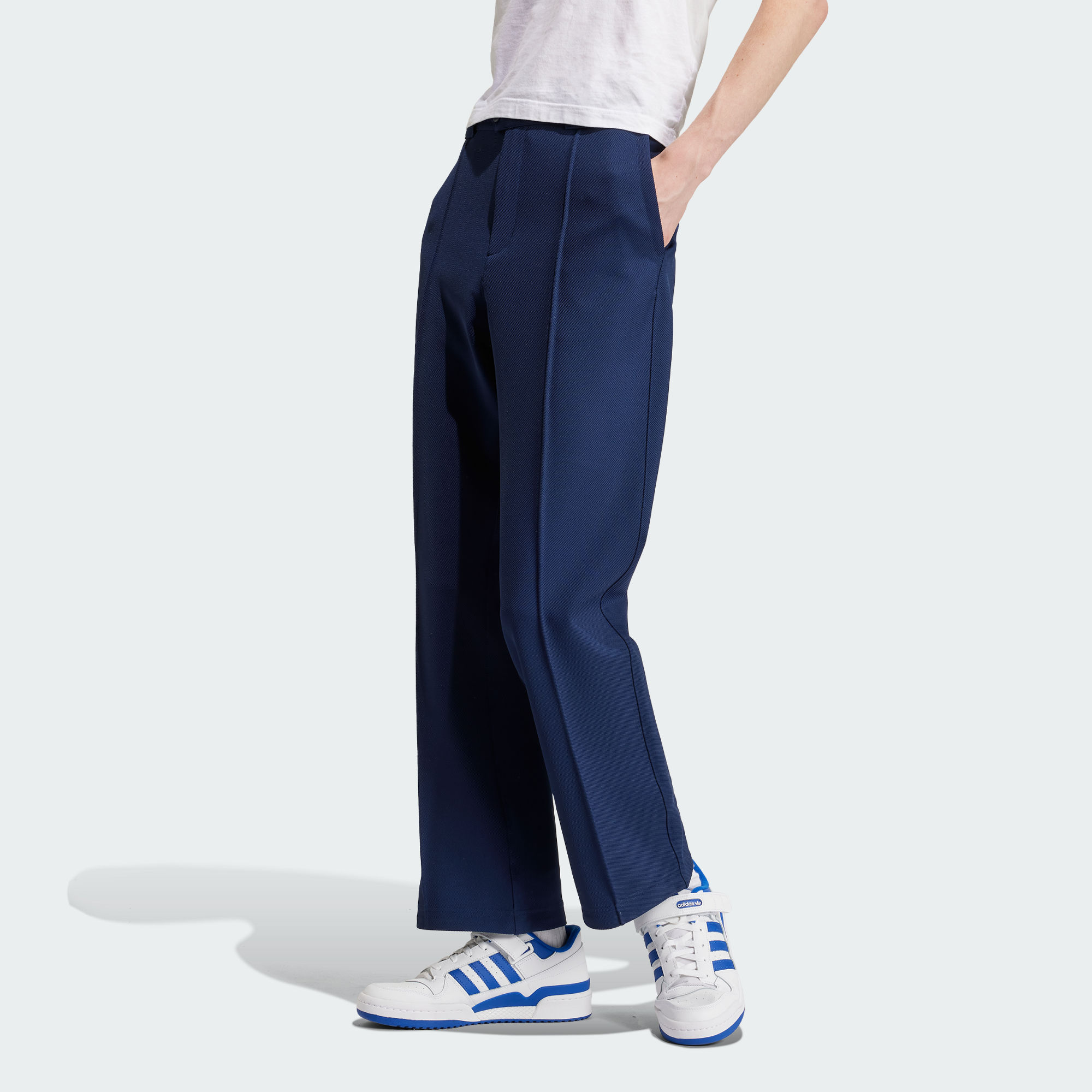 Мужские брюки adidas PREMIUM REF PANTS IU0197