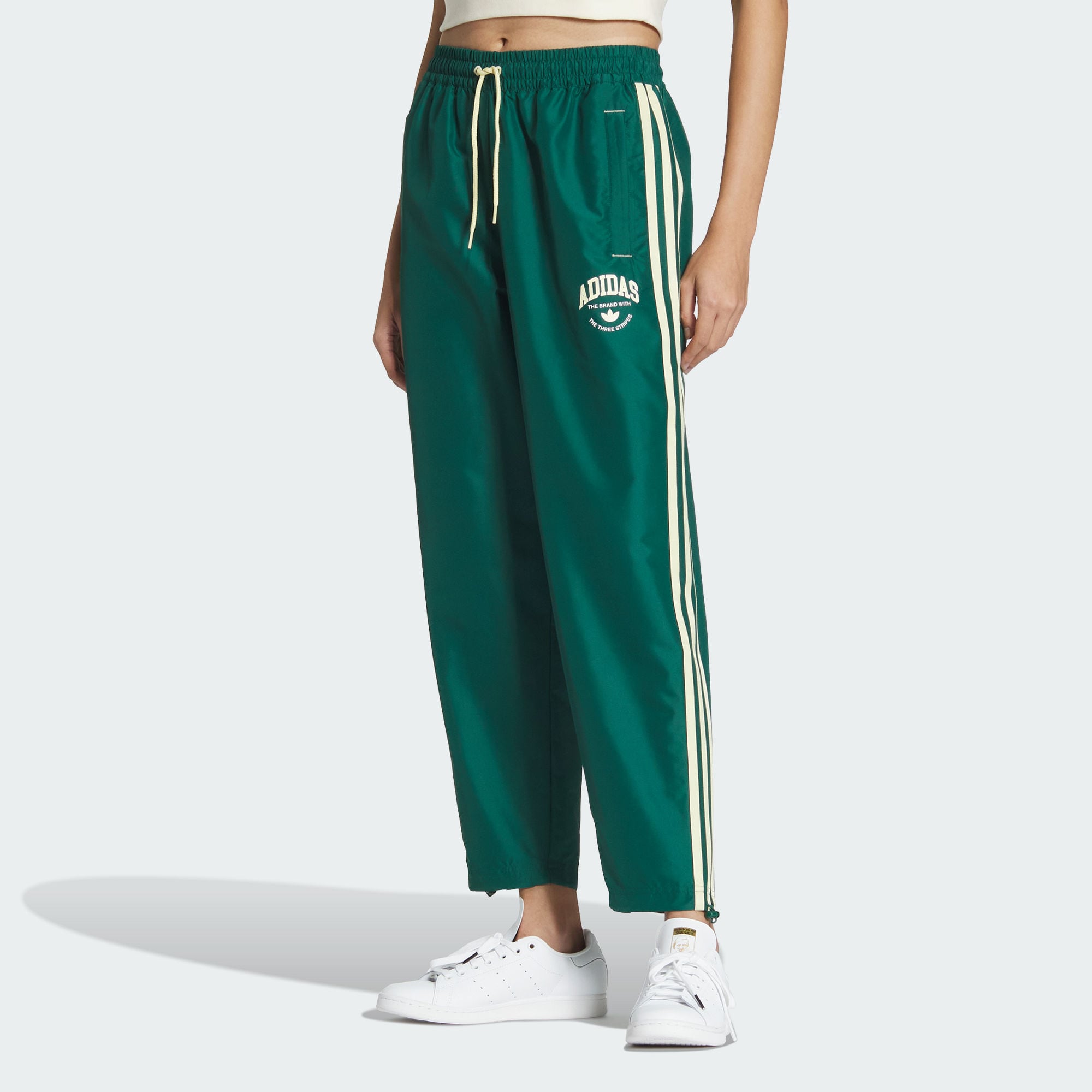 Женский костюм adidas LOGO TWIST TRACK TRACKSUIT BOTTOMS IW6291