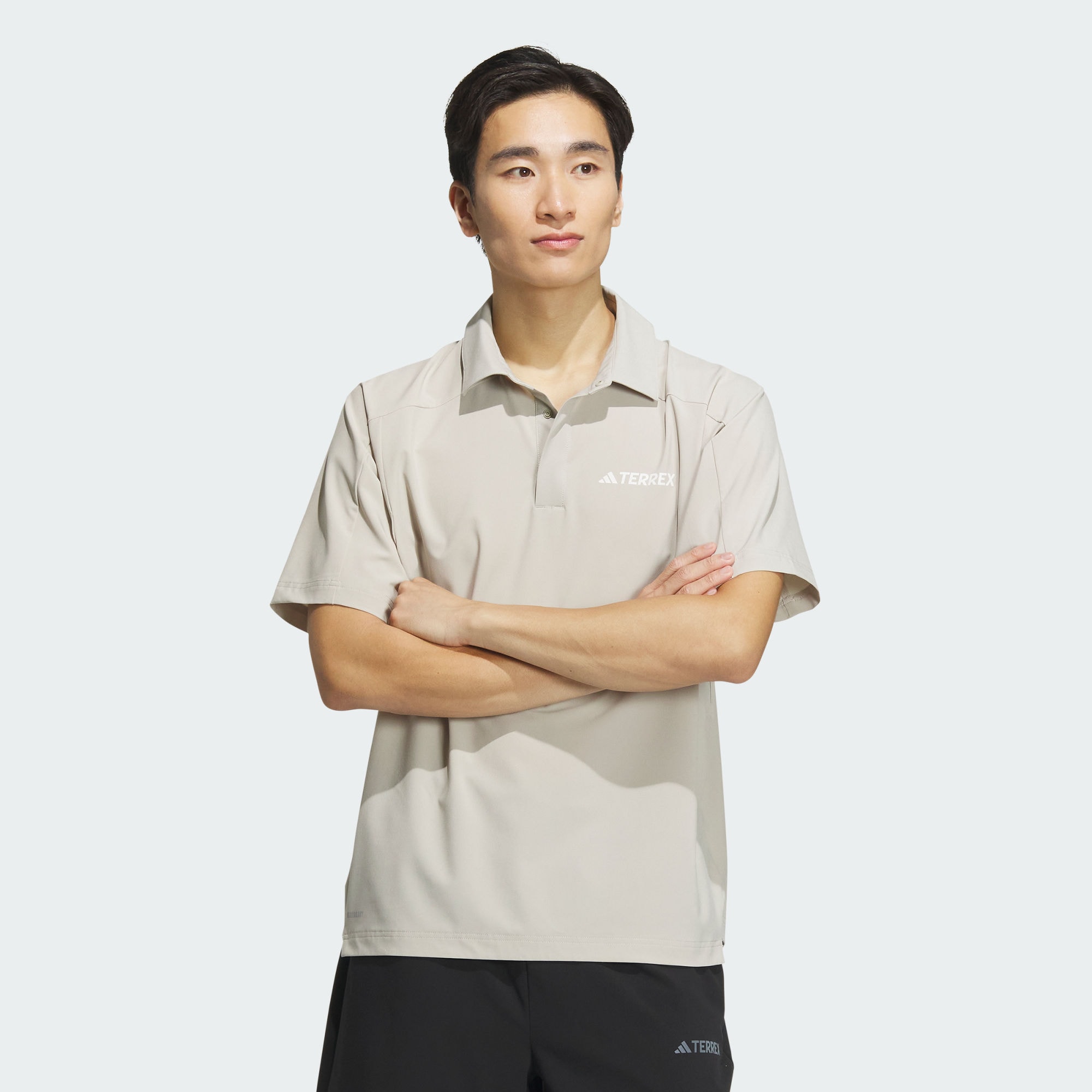 Мужская футболка adidas WOVEN AEROREADY POLO SHIRT IX0111