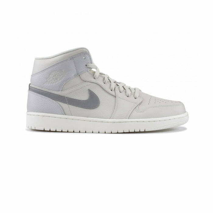 Кроссовки Nike Air Jordan 1 Mid Light Bone