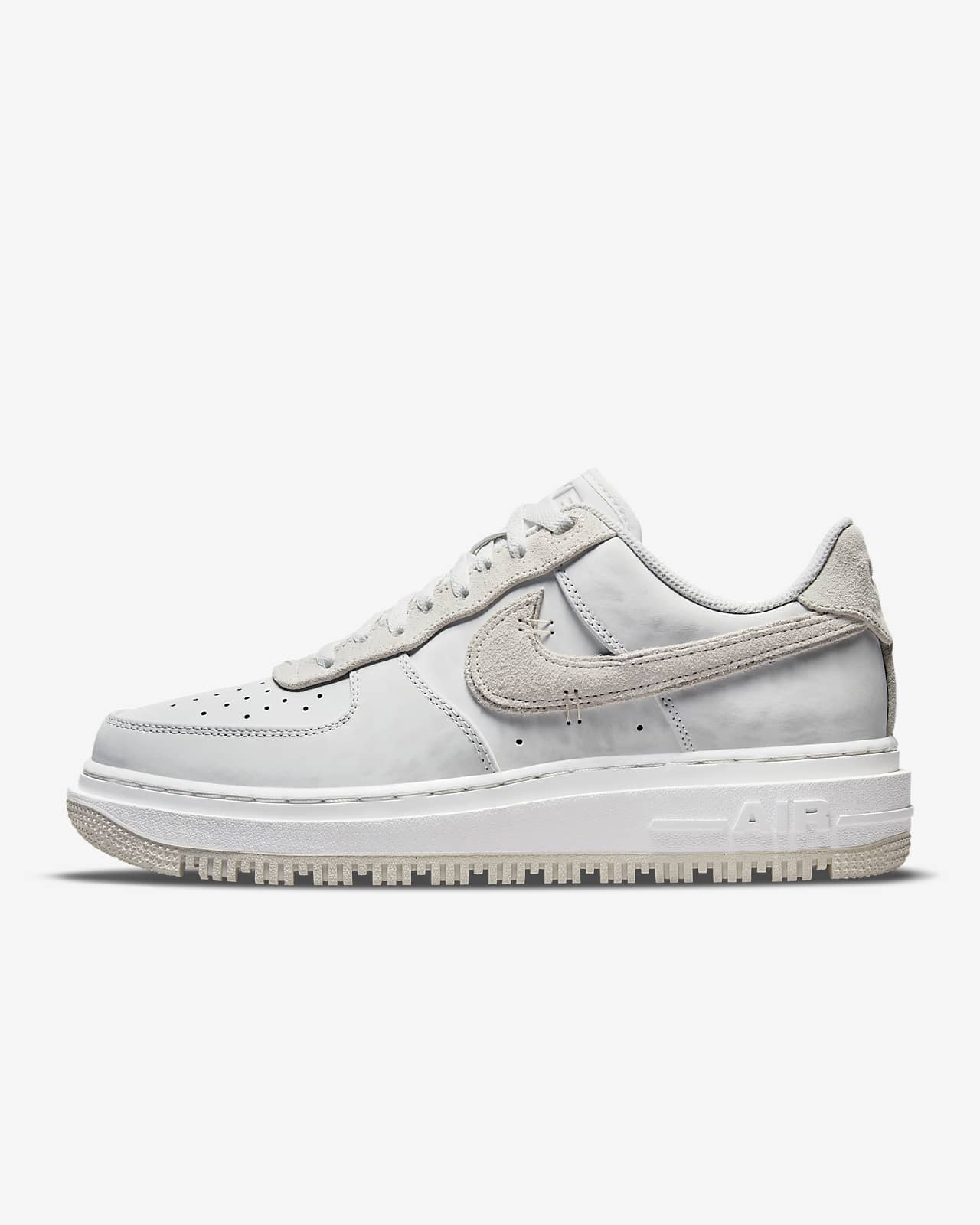 Мужские кроссовки Nike Air Force 1 Luxe