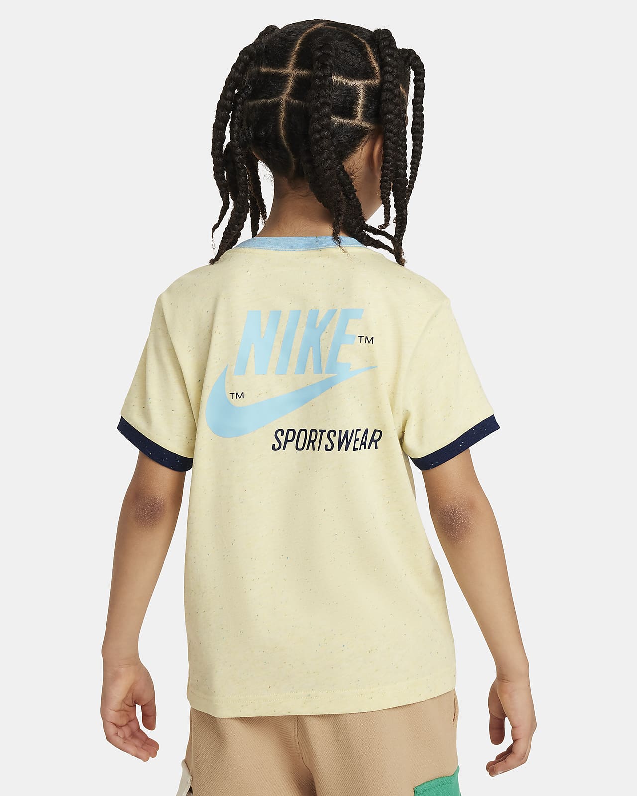 Детская футболка Nike Sportswear желтая