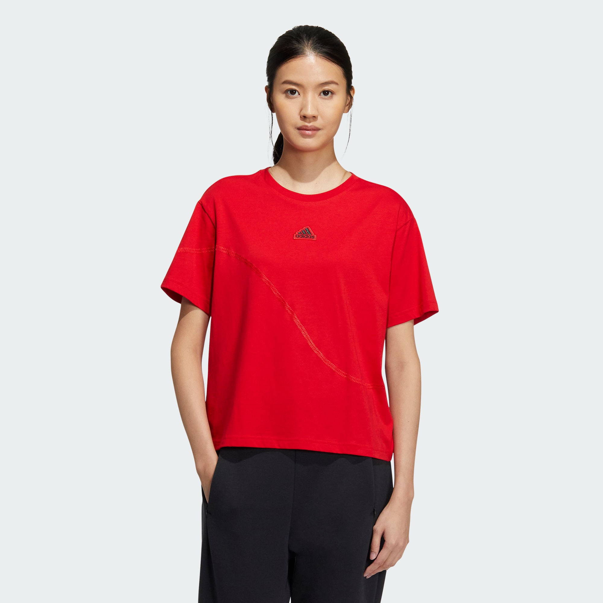 Женская футболка adidas GRAPHIC SHORT-SLEEVE TEE красная