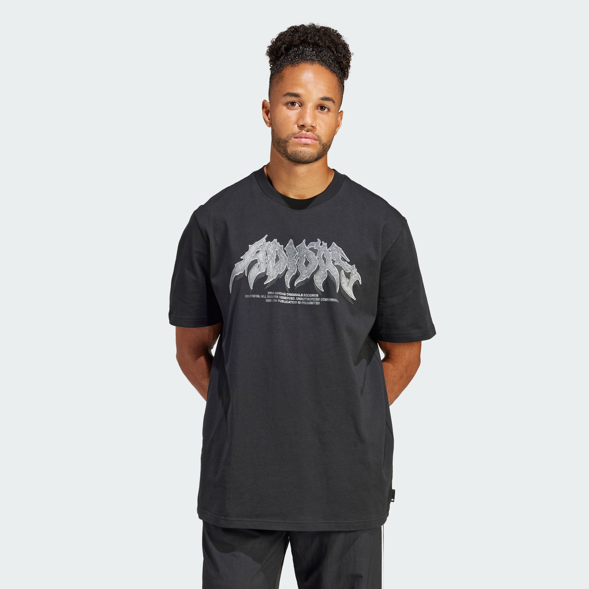 Мужская футболка adidas FLAMES CONCERT T-SHIRT черная