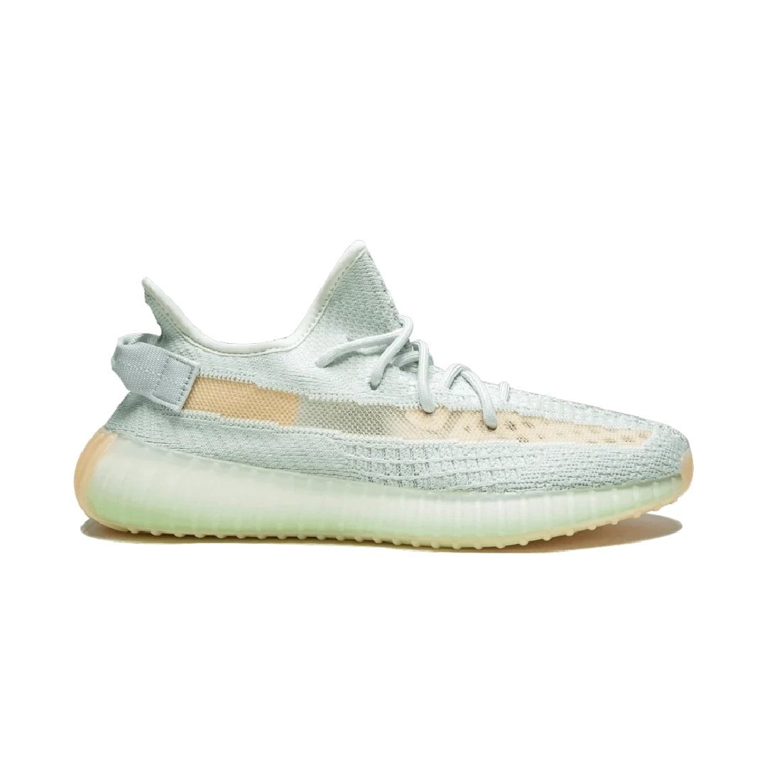 Yeezy 350 V2 Hyperspace фото