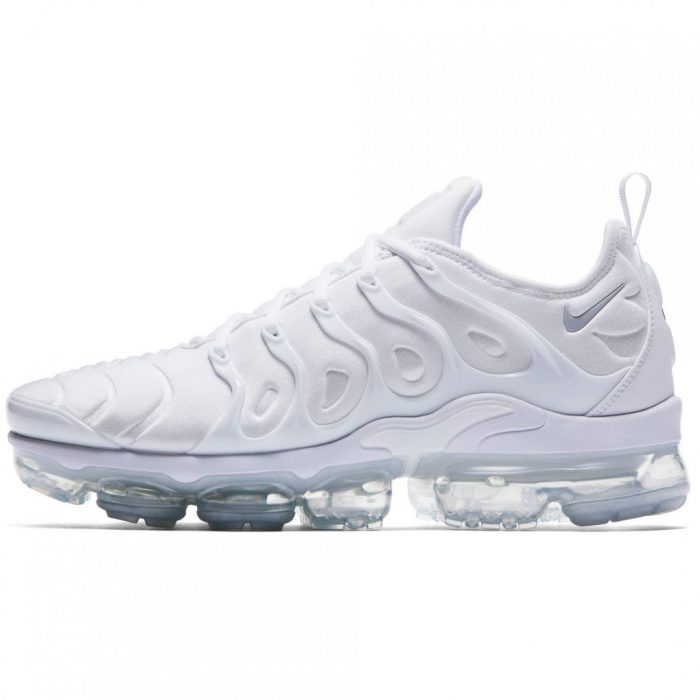 vapormax white nike