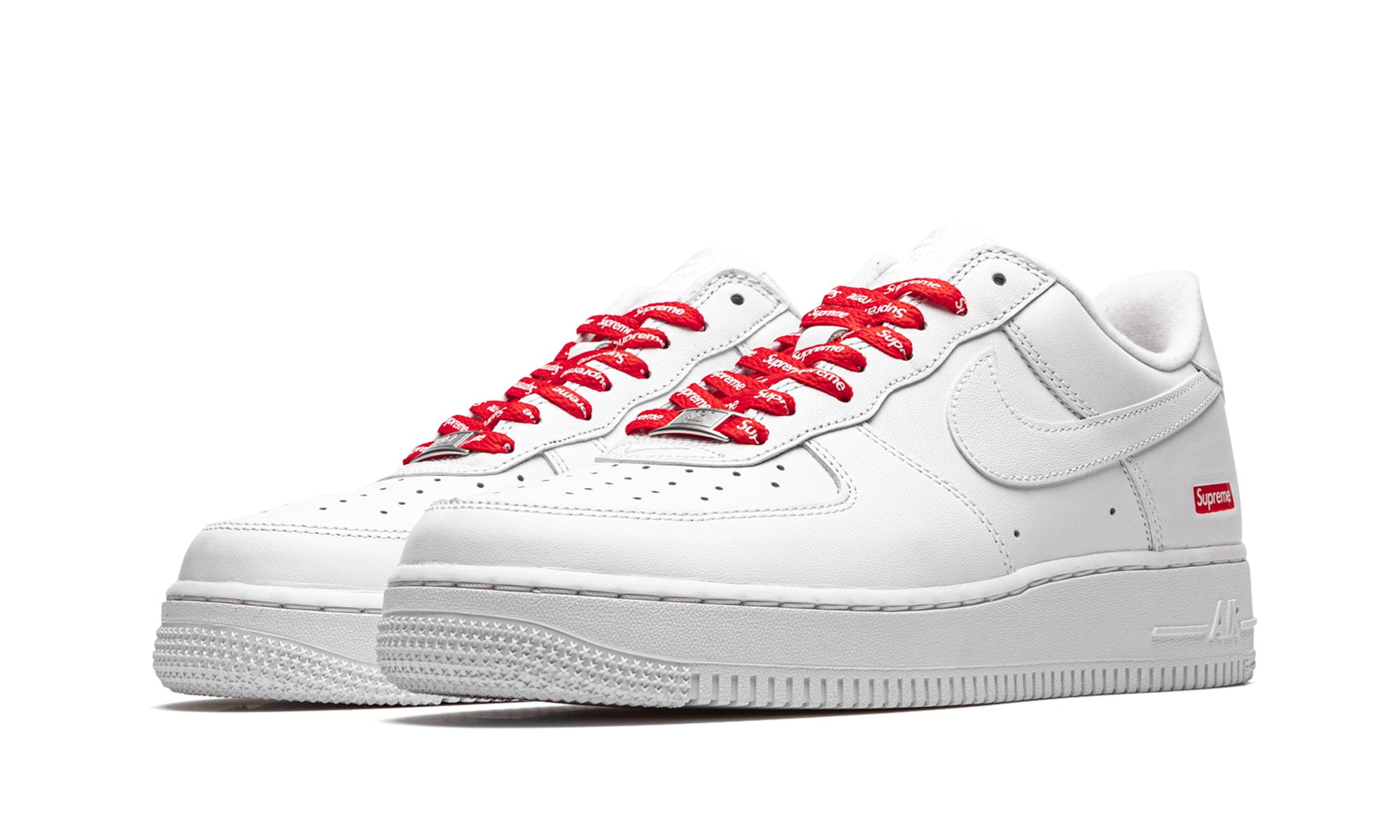 retail price for supreme air force 1