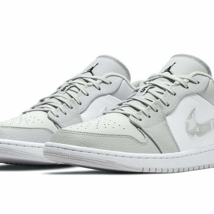 women's nike dunk black and white