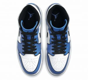 Nike air jordan 1 hotsell navy blue and white