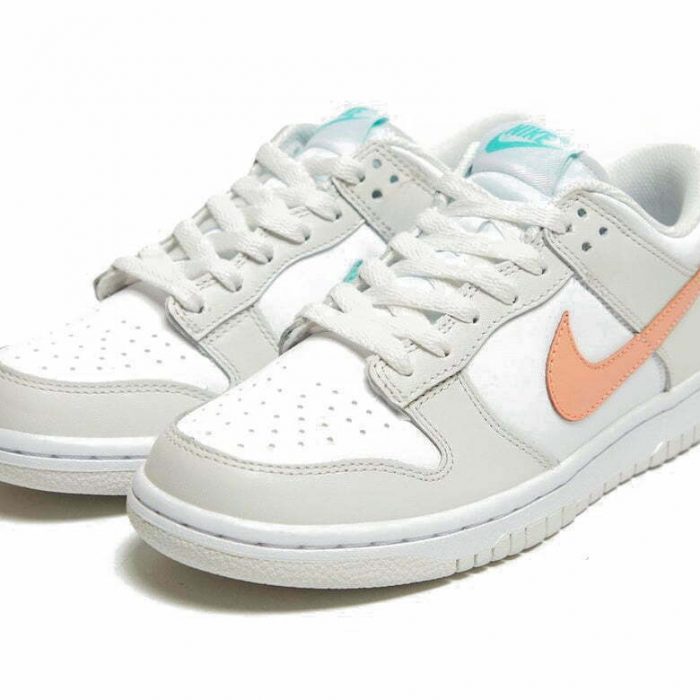 jordan dunks low white