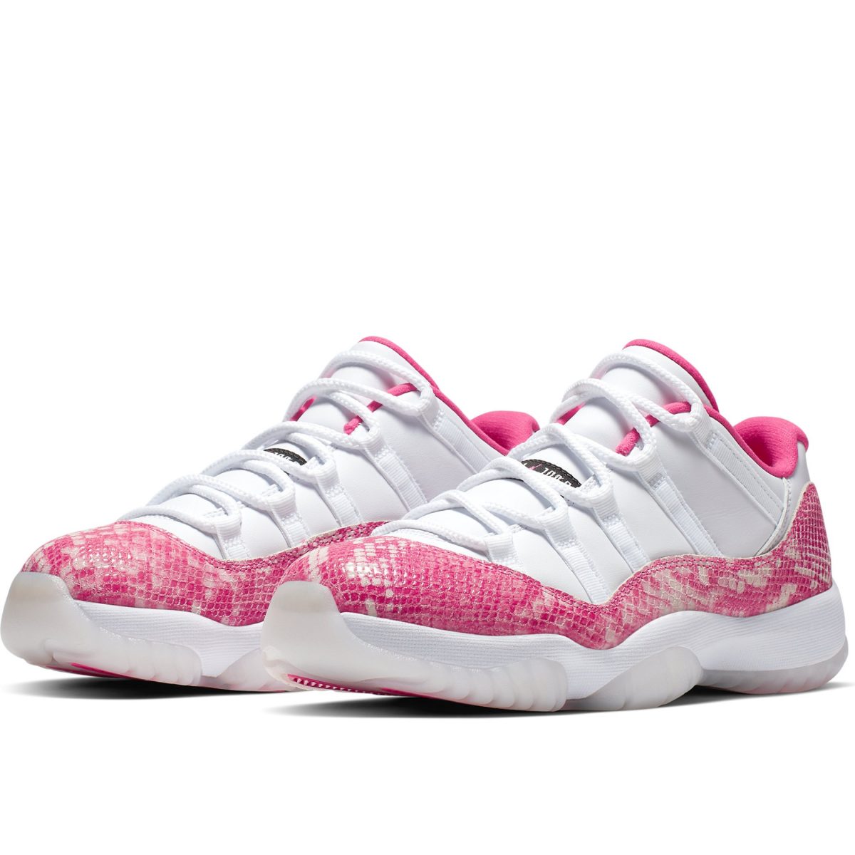 Кроссовки Nike Air Jordan 11 Retro Low Pink Snakeskin фотография