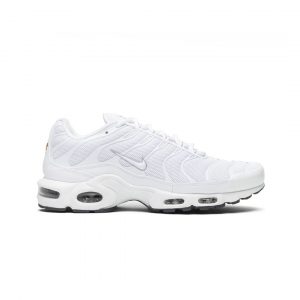 Nike air max outlet plus beige and black