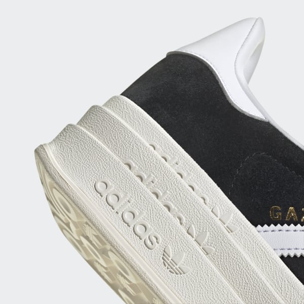 Adidas gazelle black white clearance gold