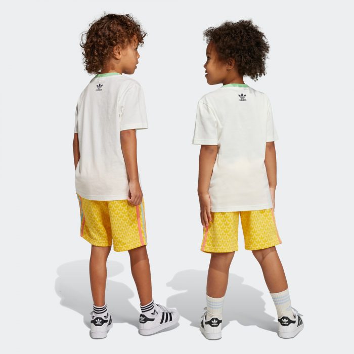 Детские шорты adidas GRAPHIC PRINT SHORTS AND TEE SET