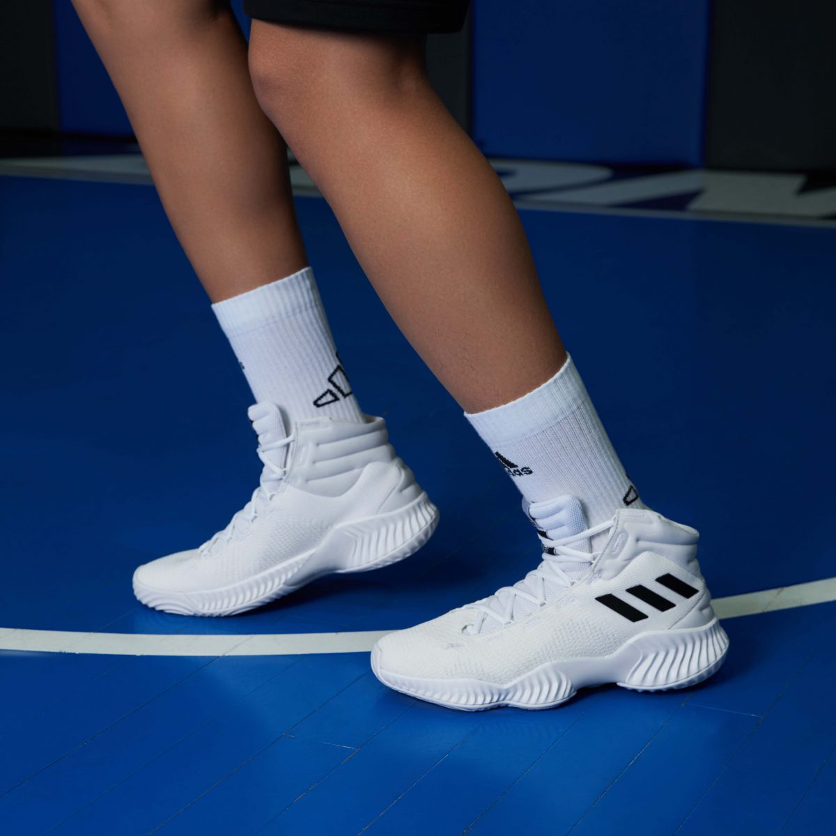 adidas PRO BOUNCE 2018 SHOES