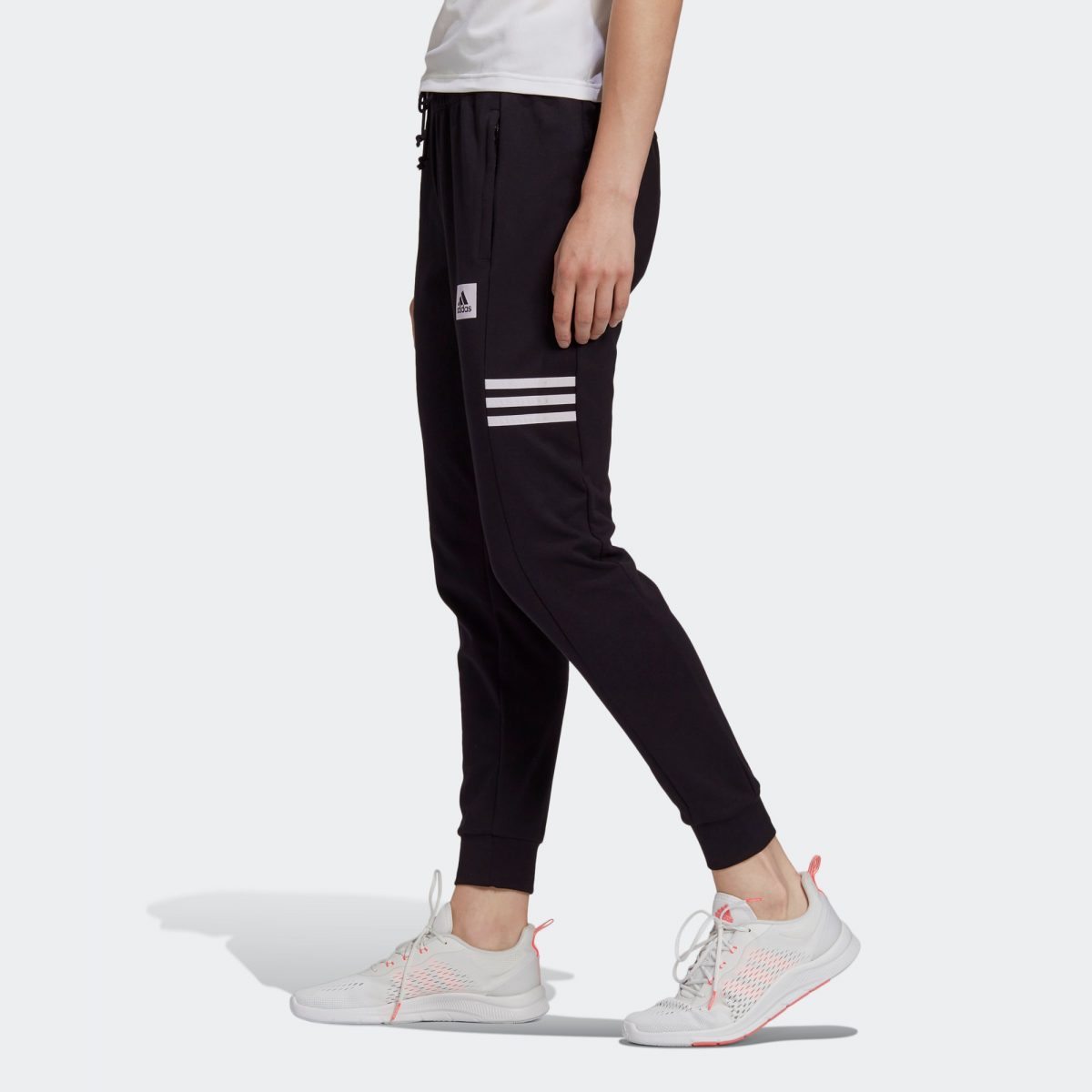 Женские брюки adidas DESIGNED TO MOVE MOTION PANTS фотография