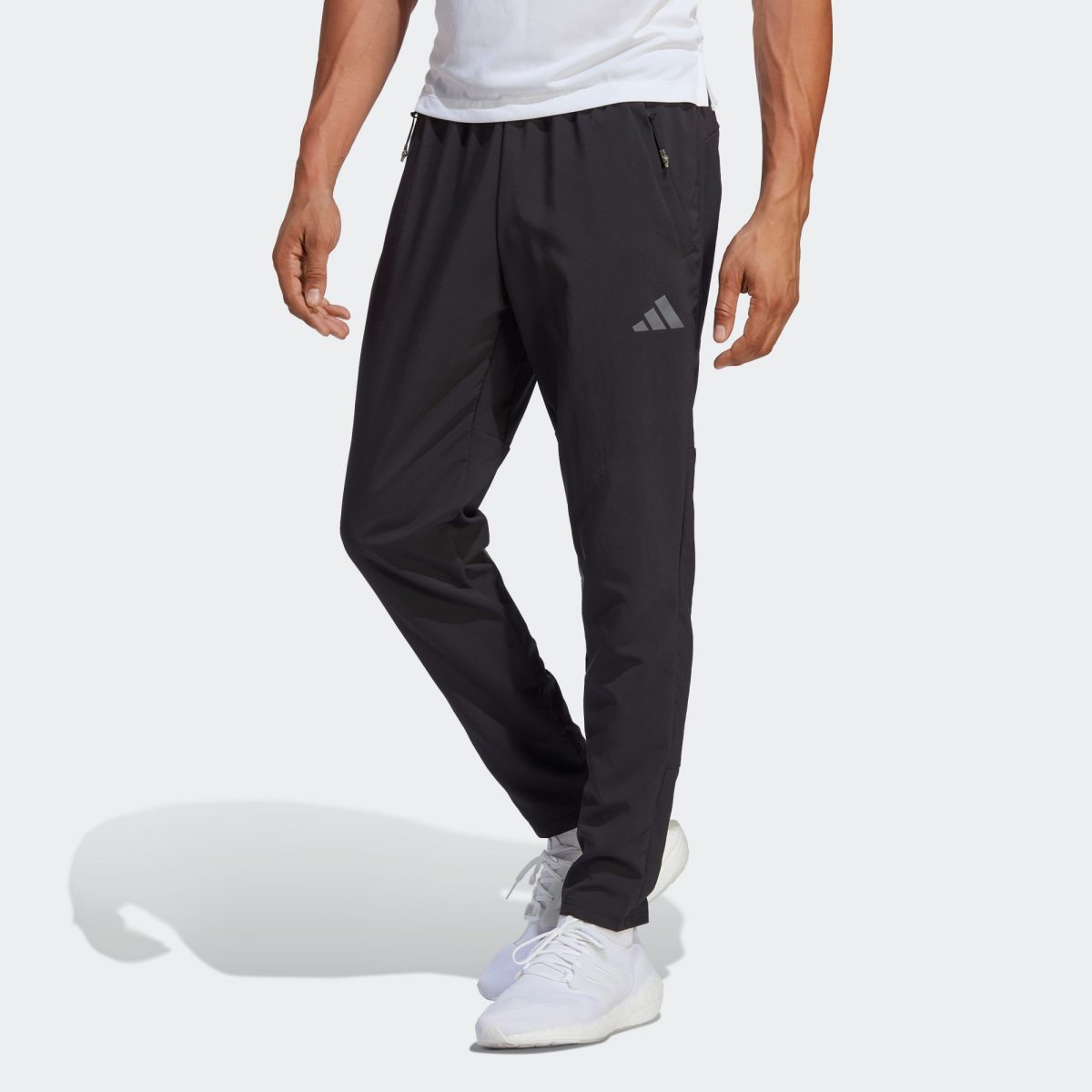 Мужские брюки adidas TRAIN ESSENTIALS SEASONAL фото